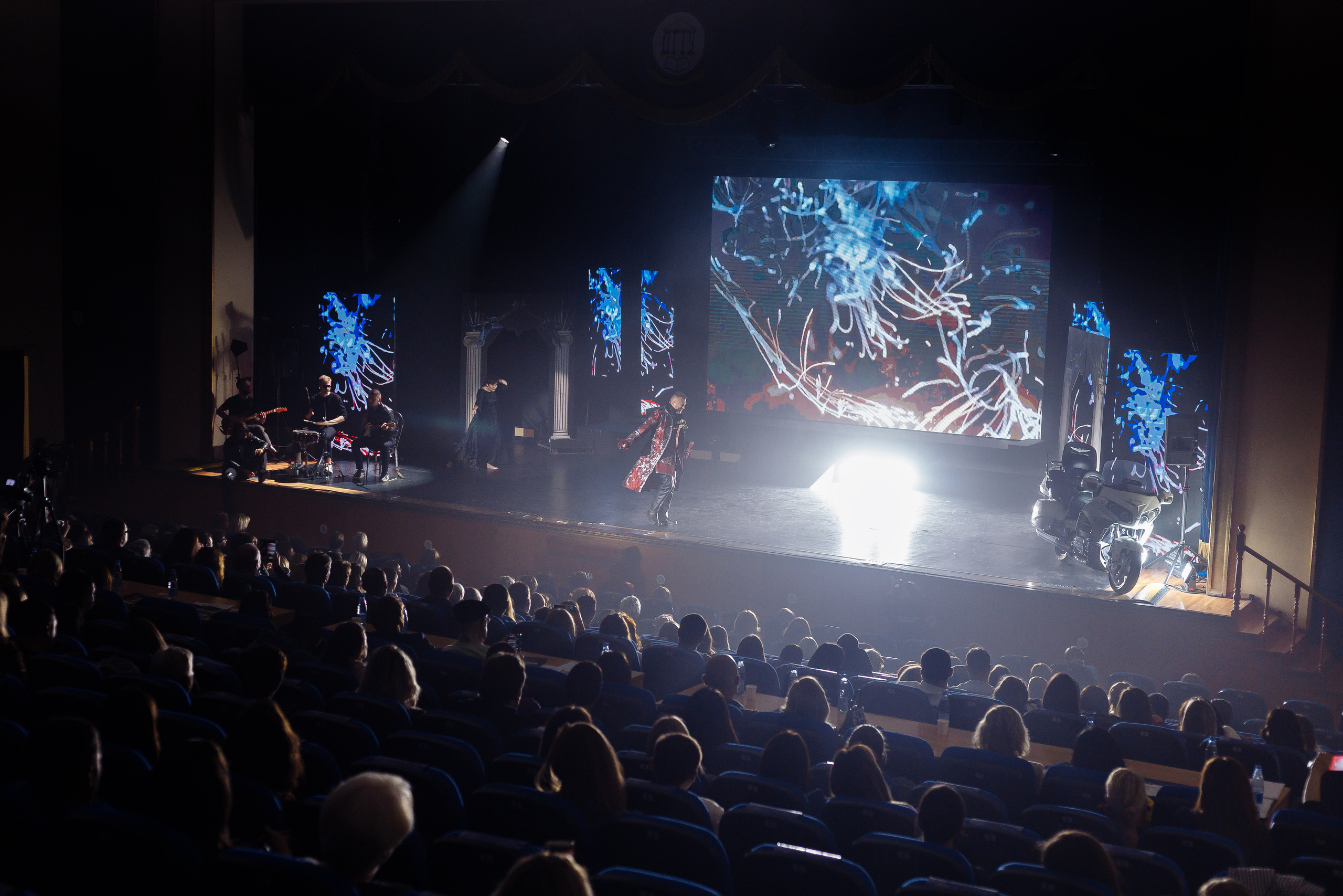 Благотворительный проект «Сцена». Контент фотограф в Ростове-на-Дону Мардус Павел