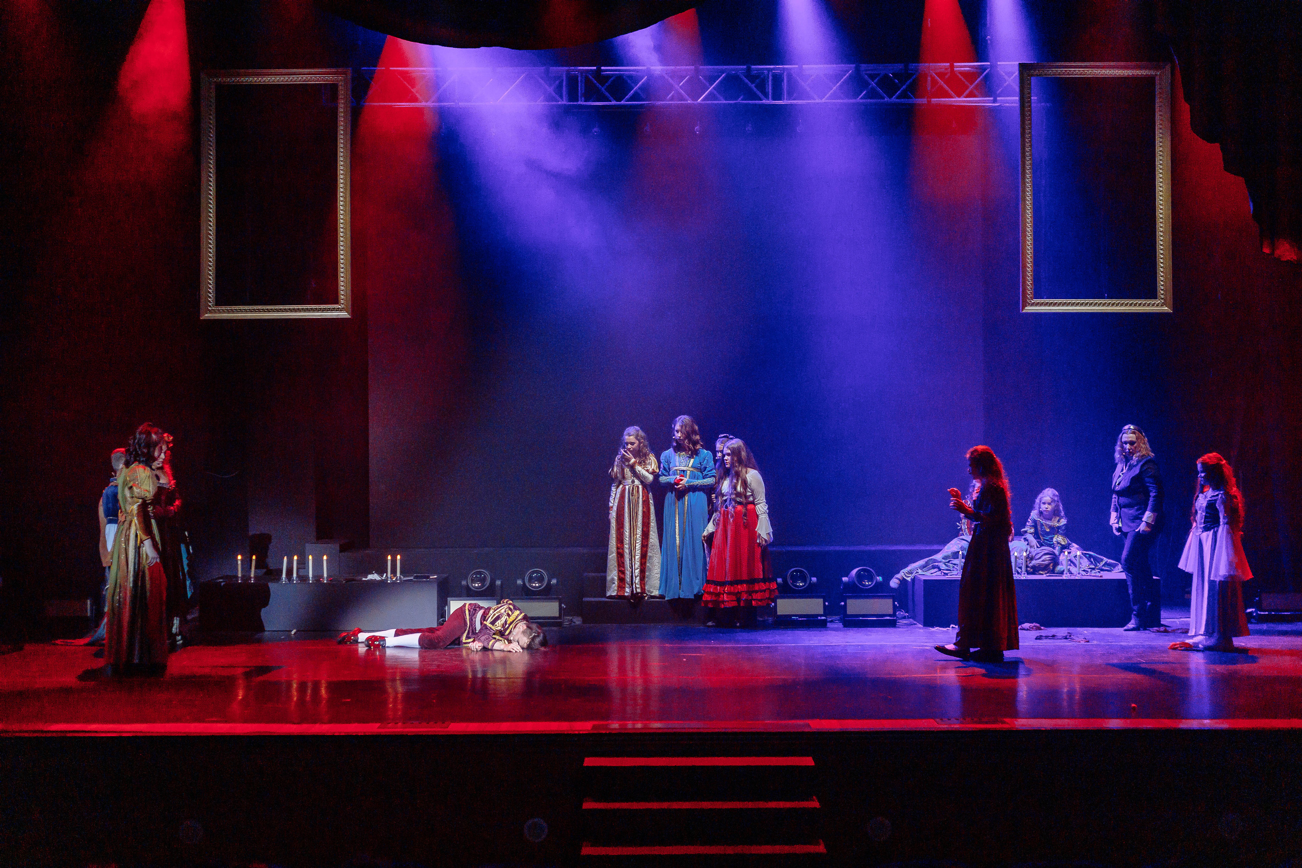 Благотворительный проект «Сцена». Контент фотограф в Ростове-на-Дону Мардус Павел