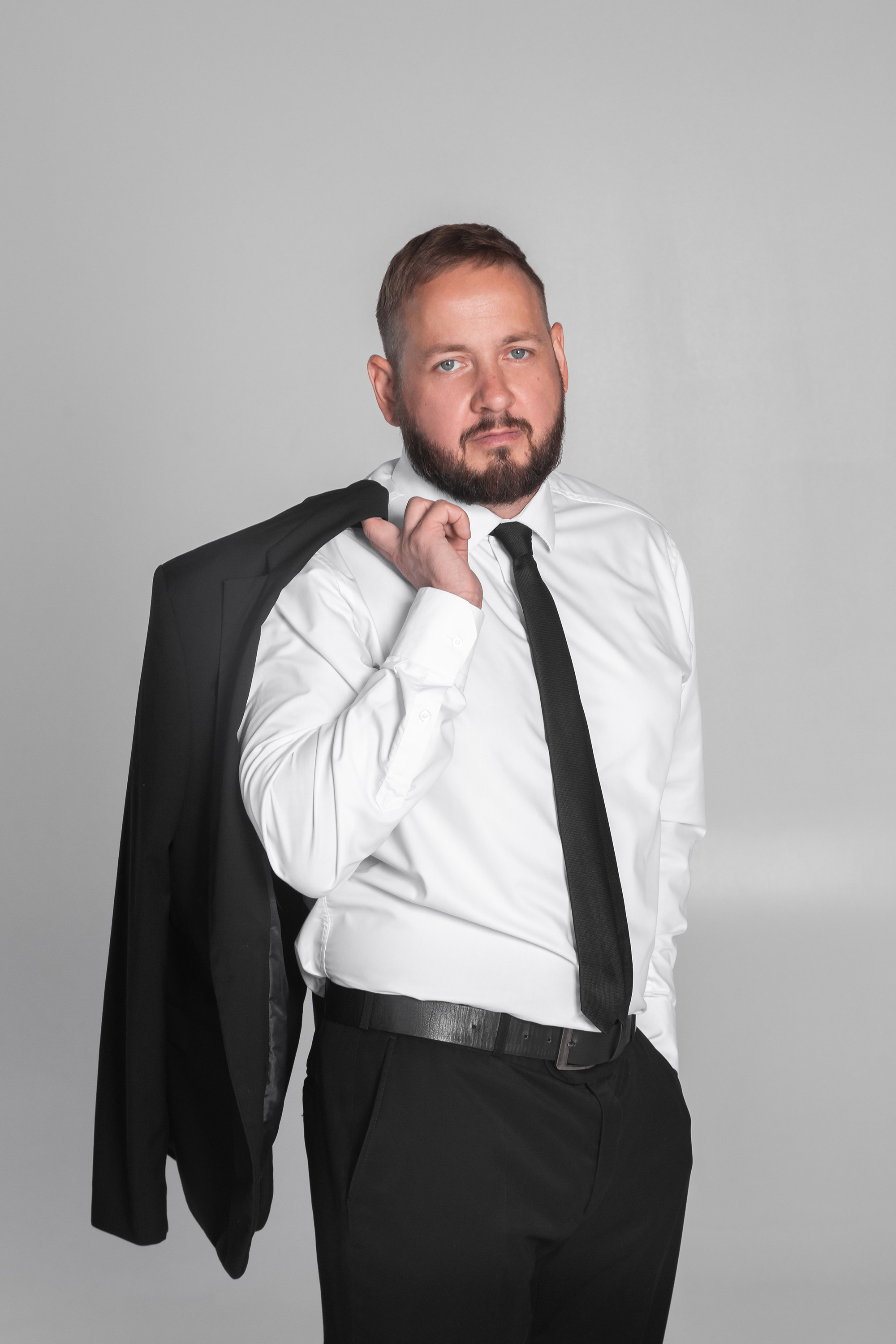 Мужская фотосессия для сайта. AI Фотограф Краснодар: мужские и женские фотосессии, стилизация съемки. Нейро-фотосессии онлайн