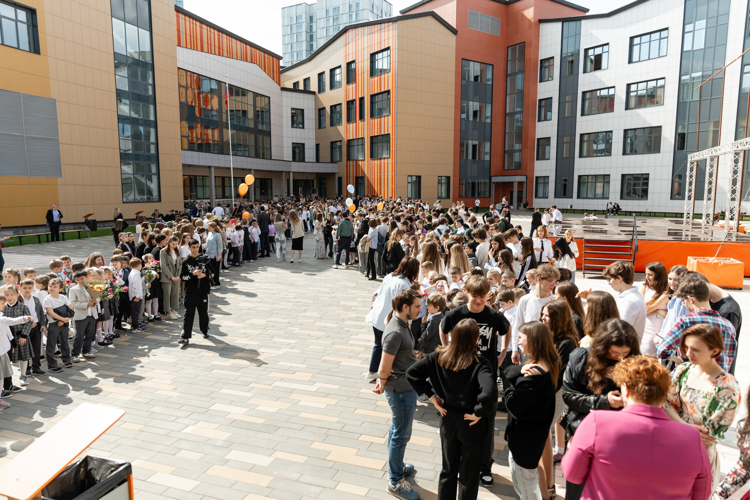 Последний звонок 2024. Свадебный фотограф Москва