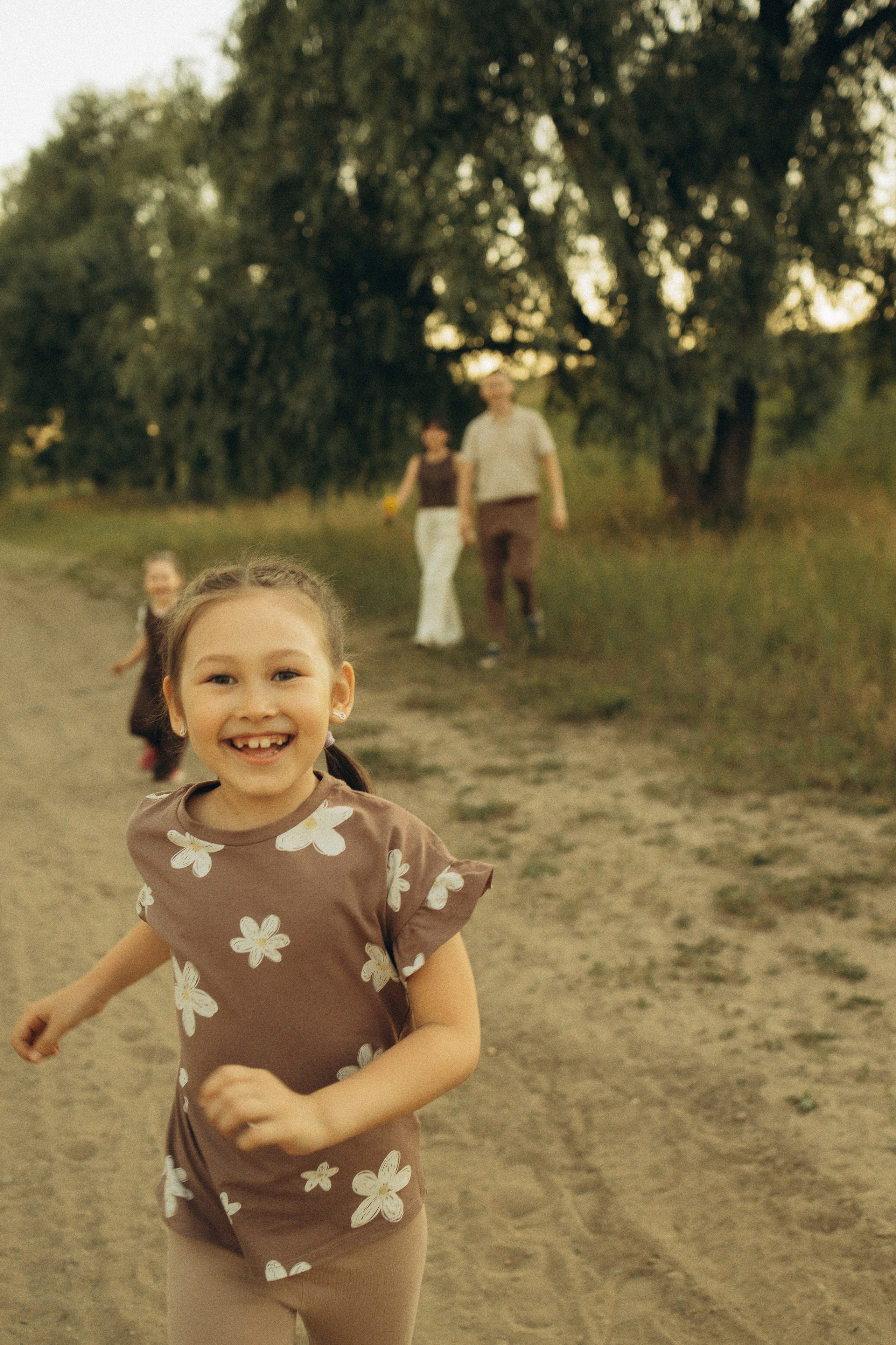 На природе. Семейный фотограф Новосибирск Фотограф на выписку Новосибирск