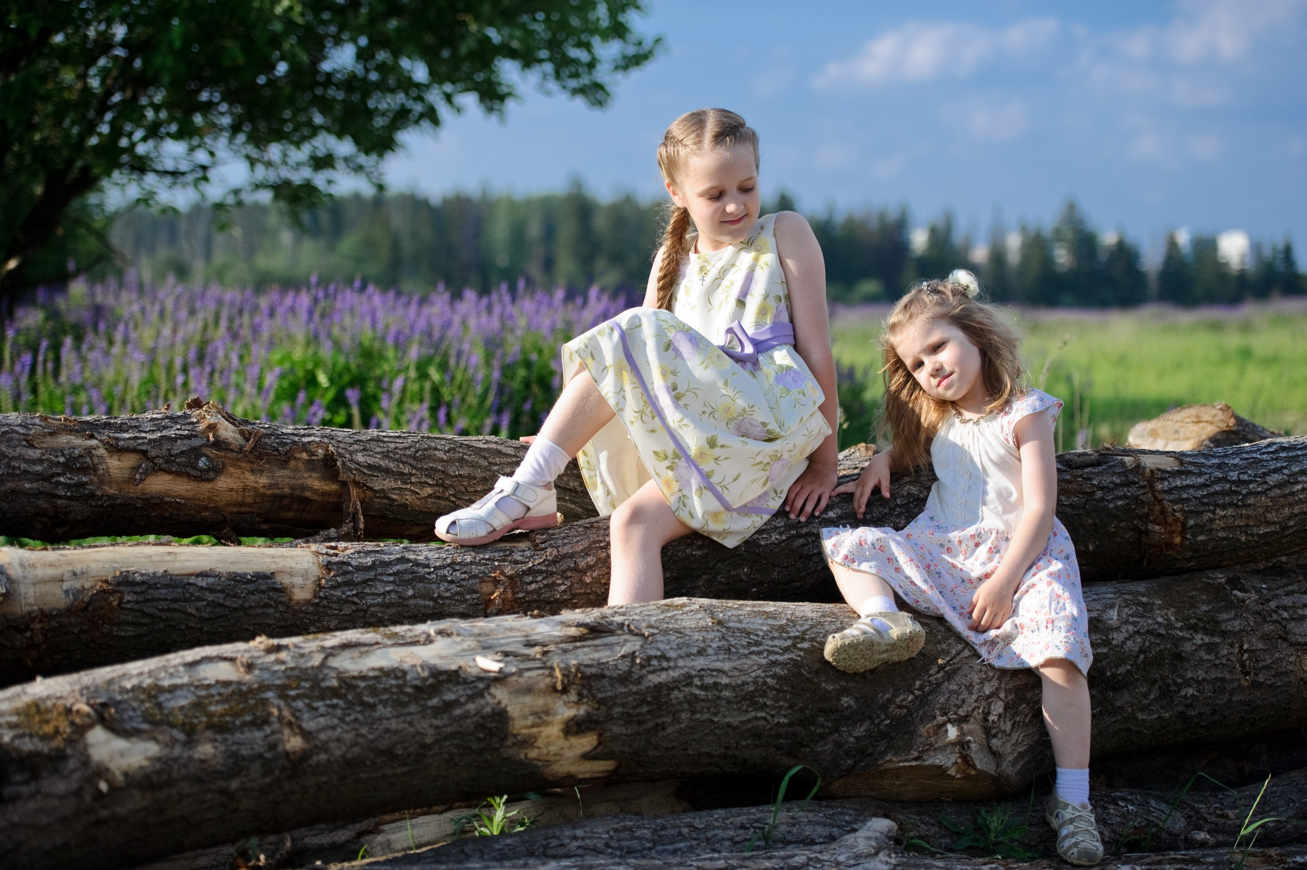 Лилия, Дарина, Элина и Владислава. Мама и дочки. Прогулка, Зеленоград. Семейный фотограф Анна Дубовская