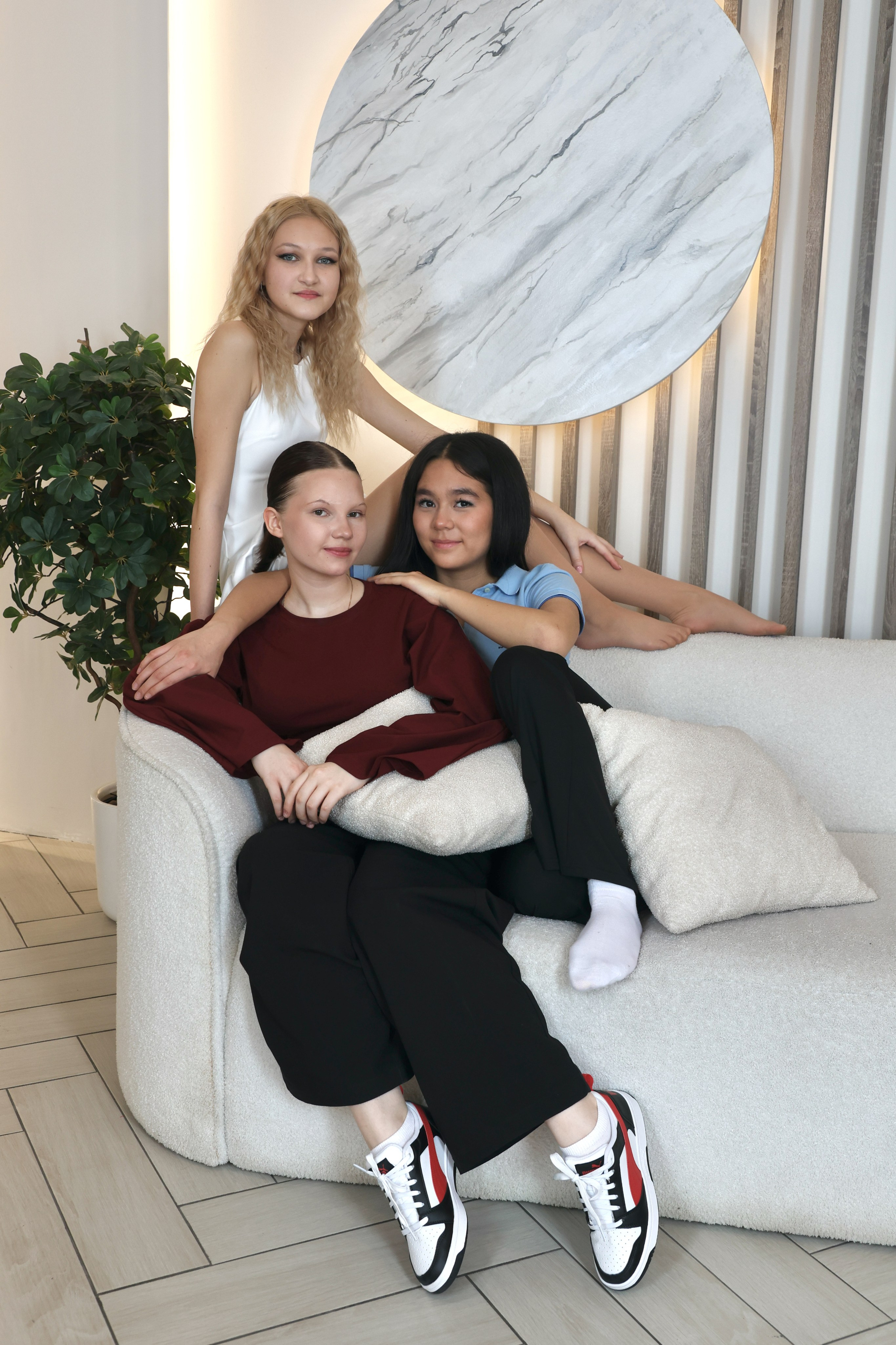 С Днём Рождения, Лиза!. Школьные выпускные альбомы в Москве Марина Николаева