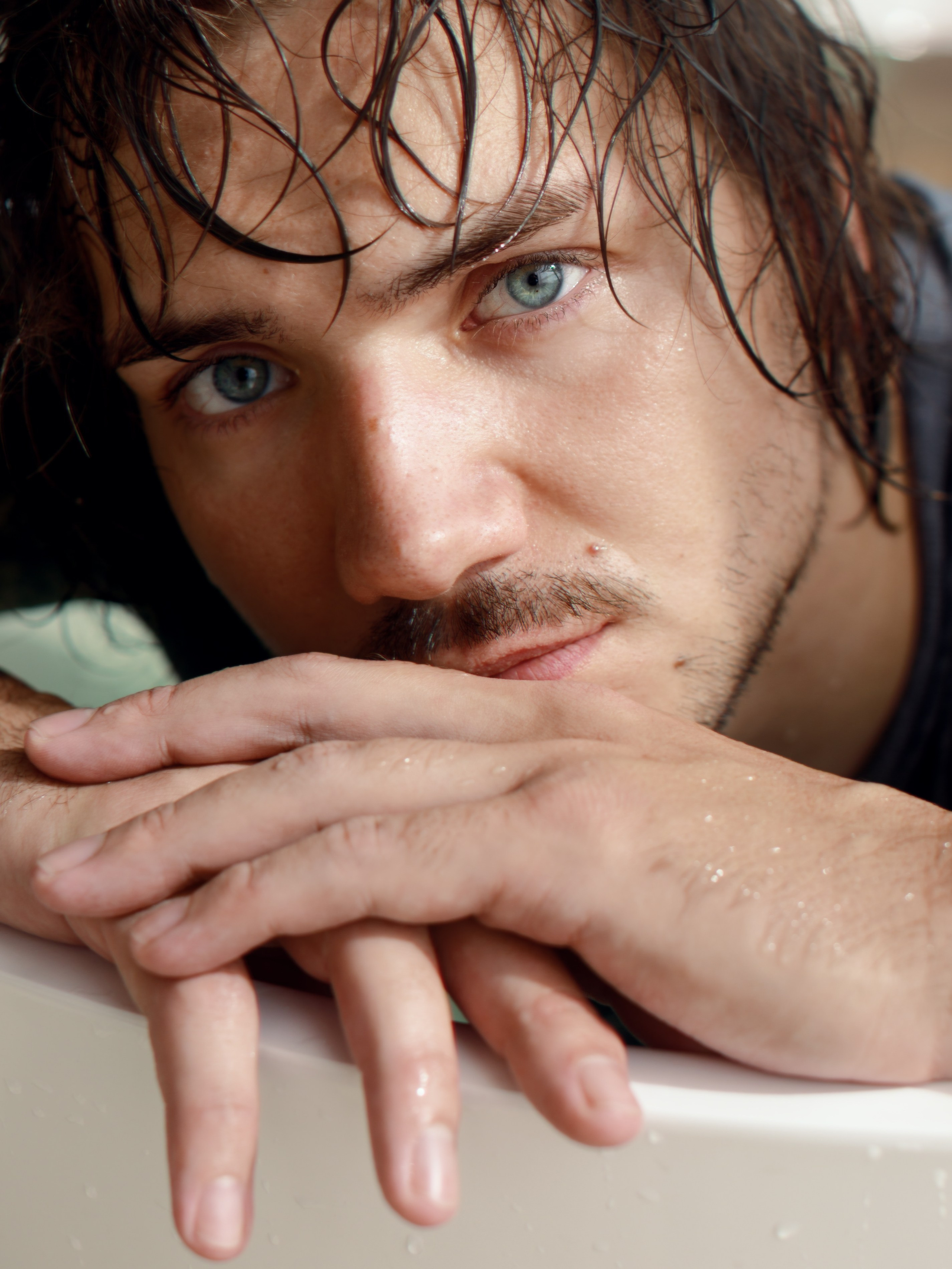 Sergey. Игорь Березин — фотограф в Москве. Мужские портреты и коммерческая съёмка