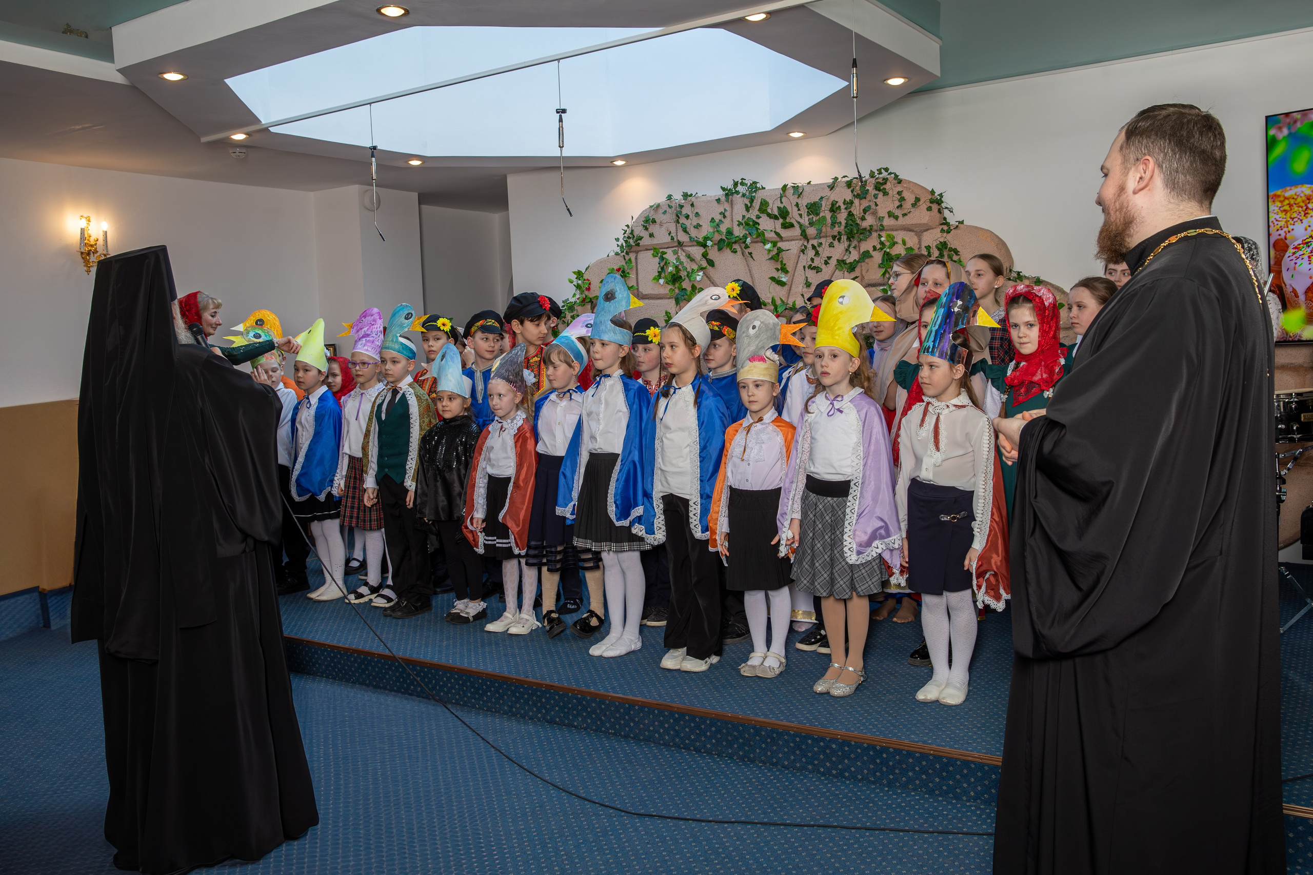 Пасхальный концерт Воскресная школа 2025. Фотограф Таинств Крещение и Венчания г. Магадан Власова Ульяна