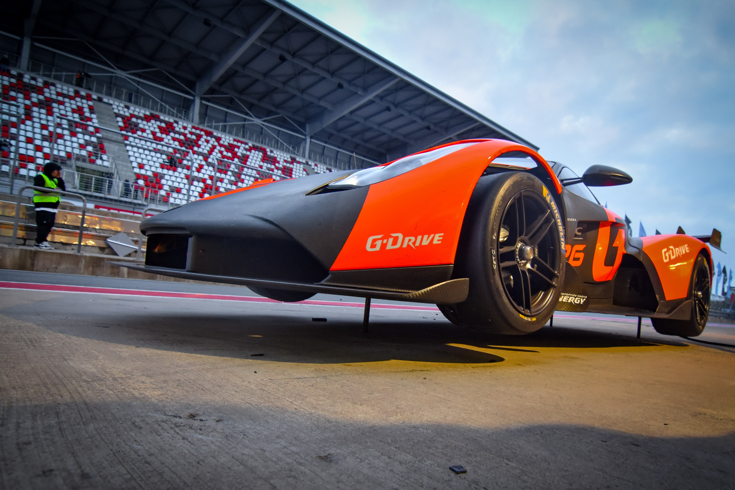 MRW — REC — 05.10.2024. AlexFecto — галереи фотографий