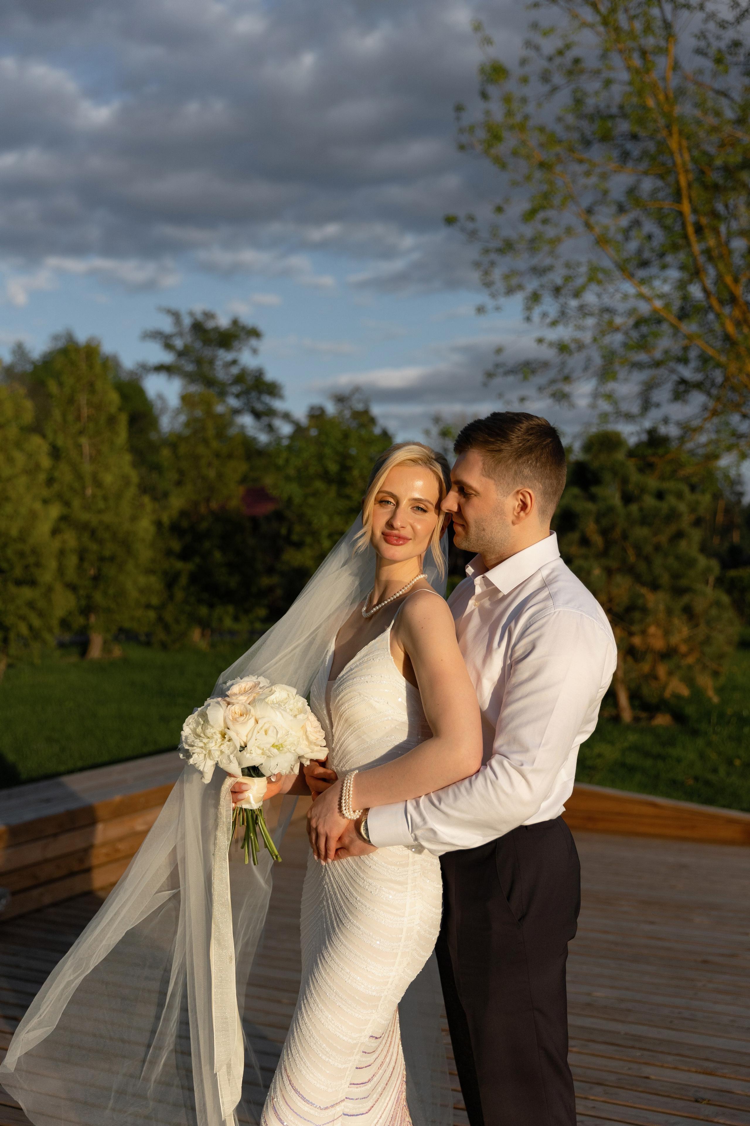 Свадебная фотосессия в Soluxe Hotel и роспись в Савеловском ЗАГСе. Свадебный фотограф в Москве Полина Лелетко