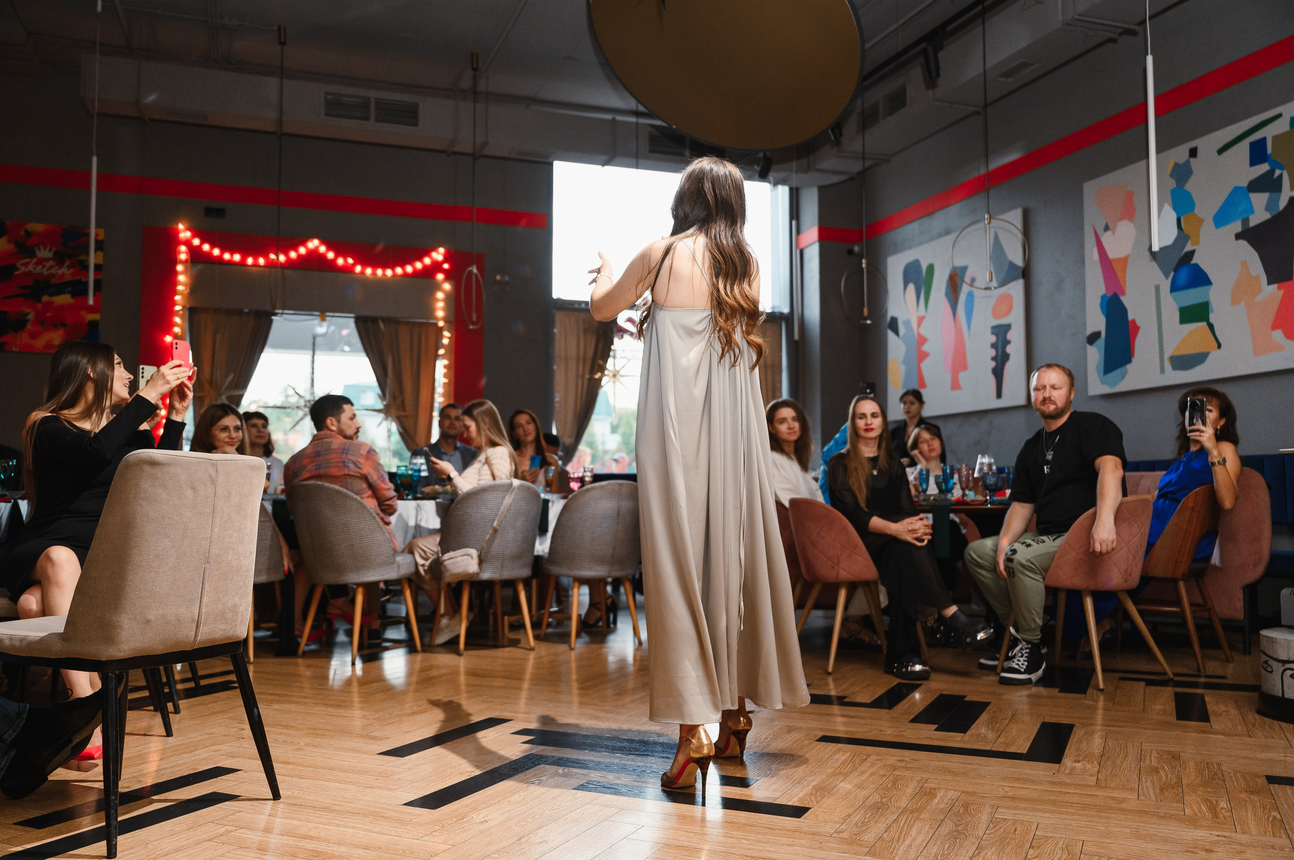 День рождения в формате выступления. Wedding and family photographer USA