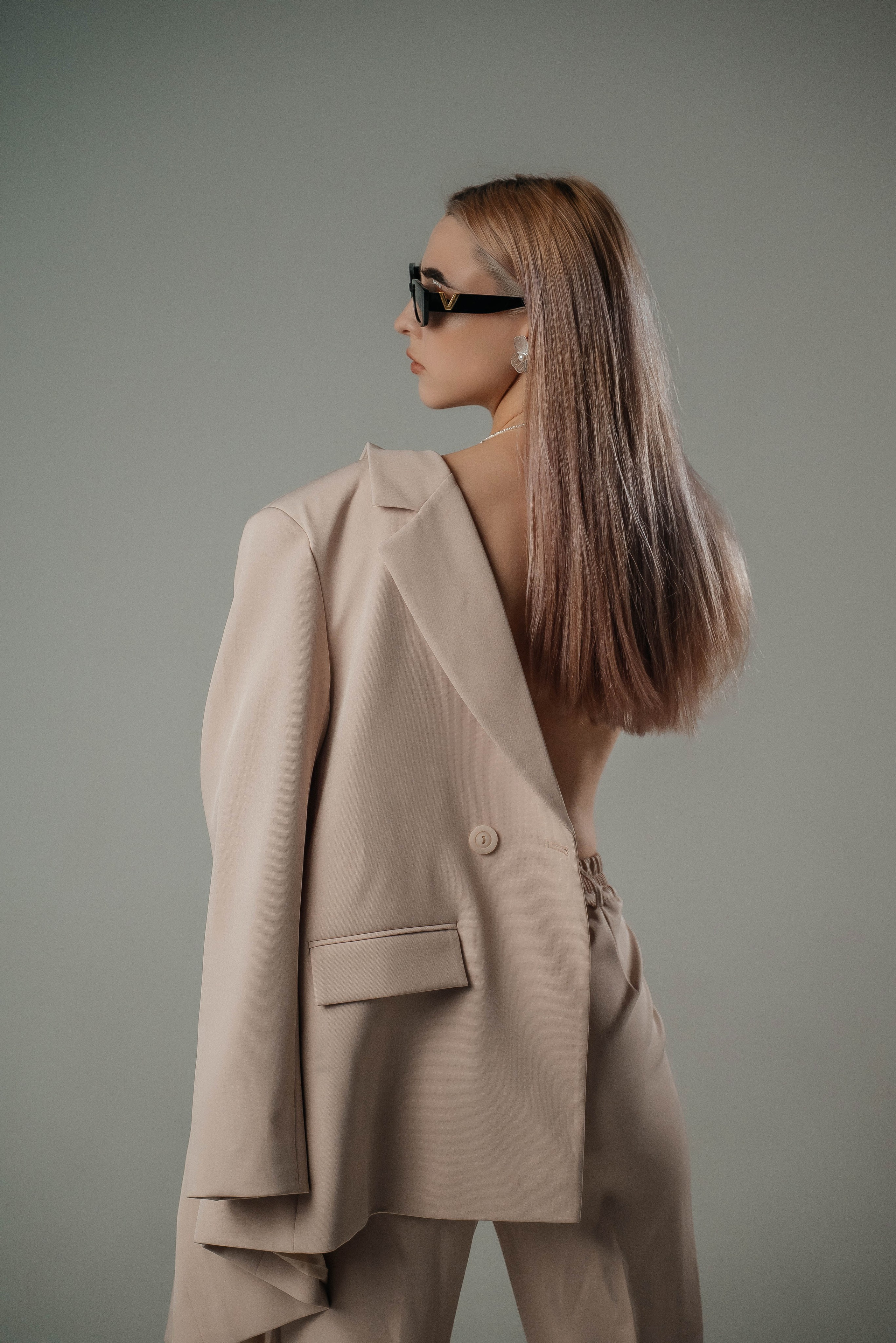 Настя, 17.05.25. Фотограф Виктория Казановская в Каменске-Шахтинском