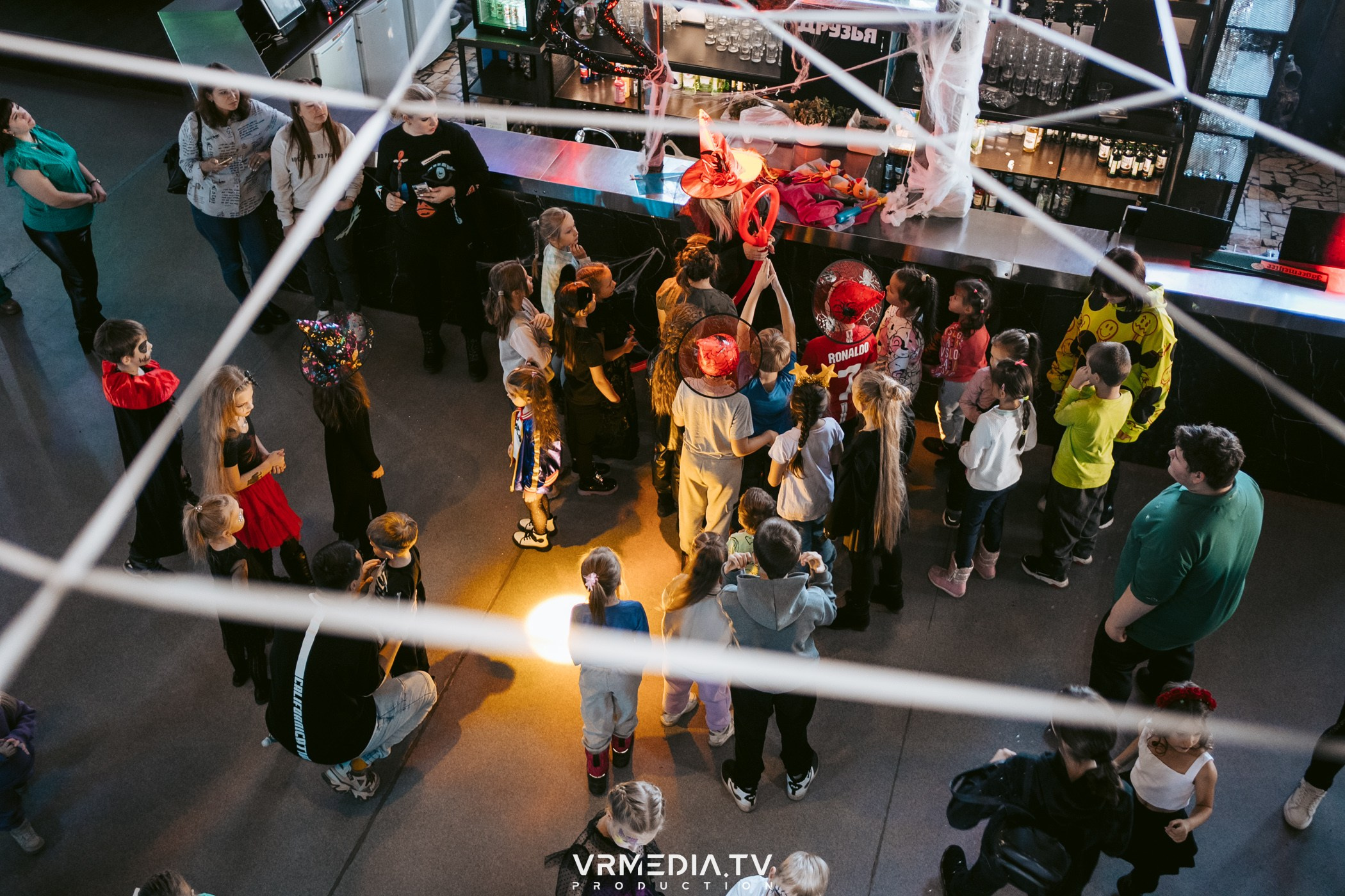 Baby time в баре «Друзья»