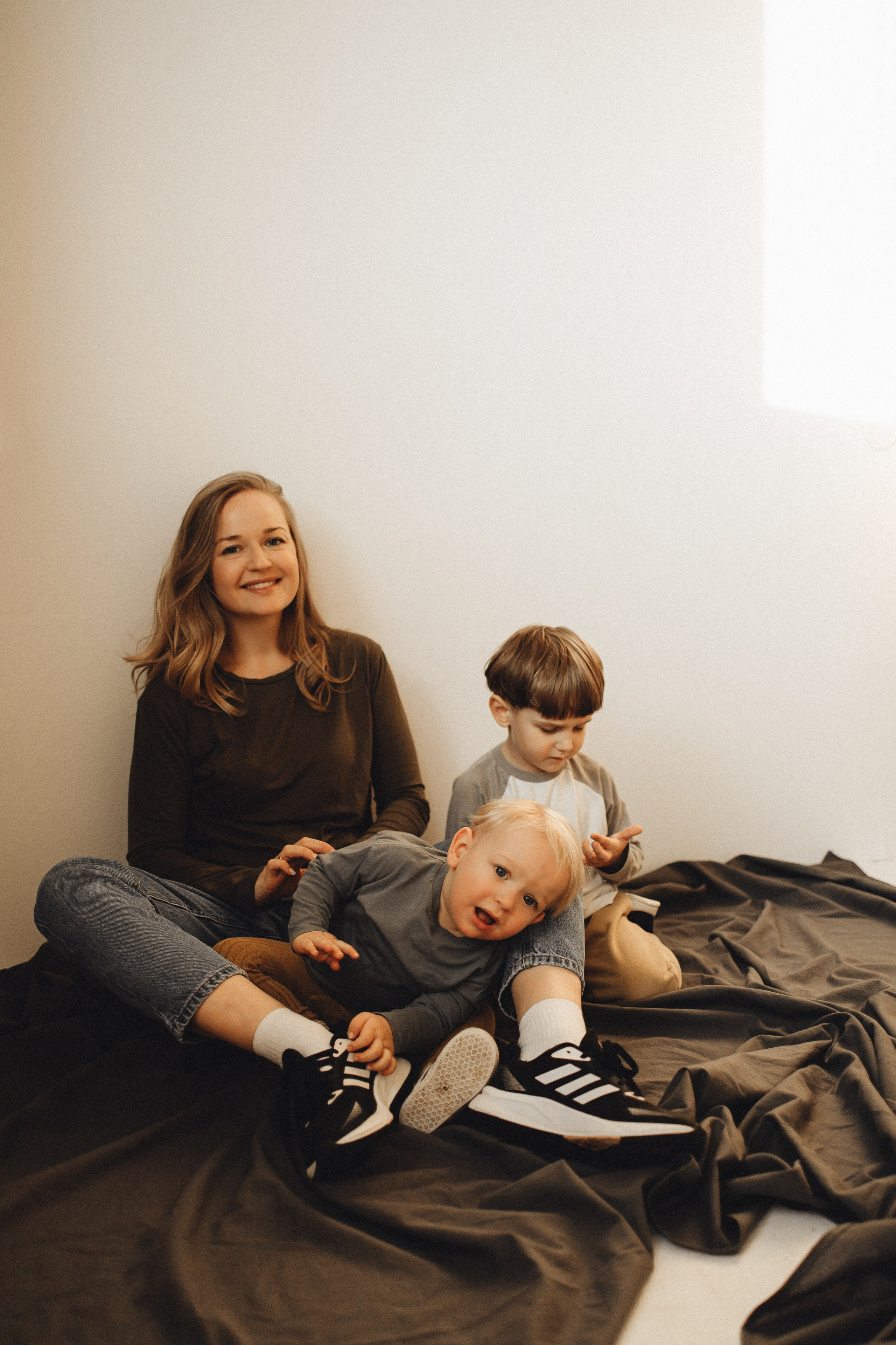 Семейная история в студии. Семейный и детский фотограф, таганрог, ростов-на-дону