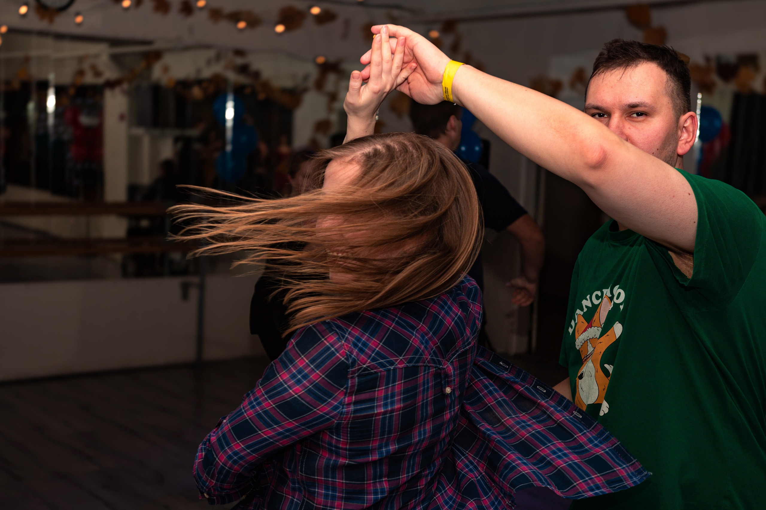 Dance cafe вечеринка