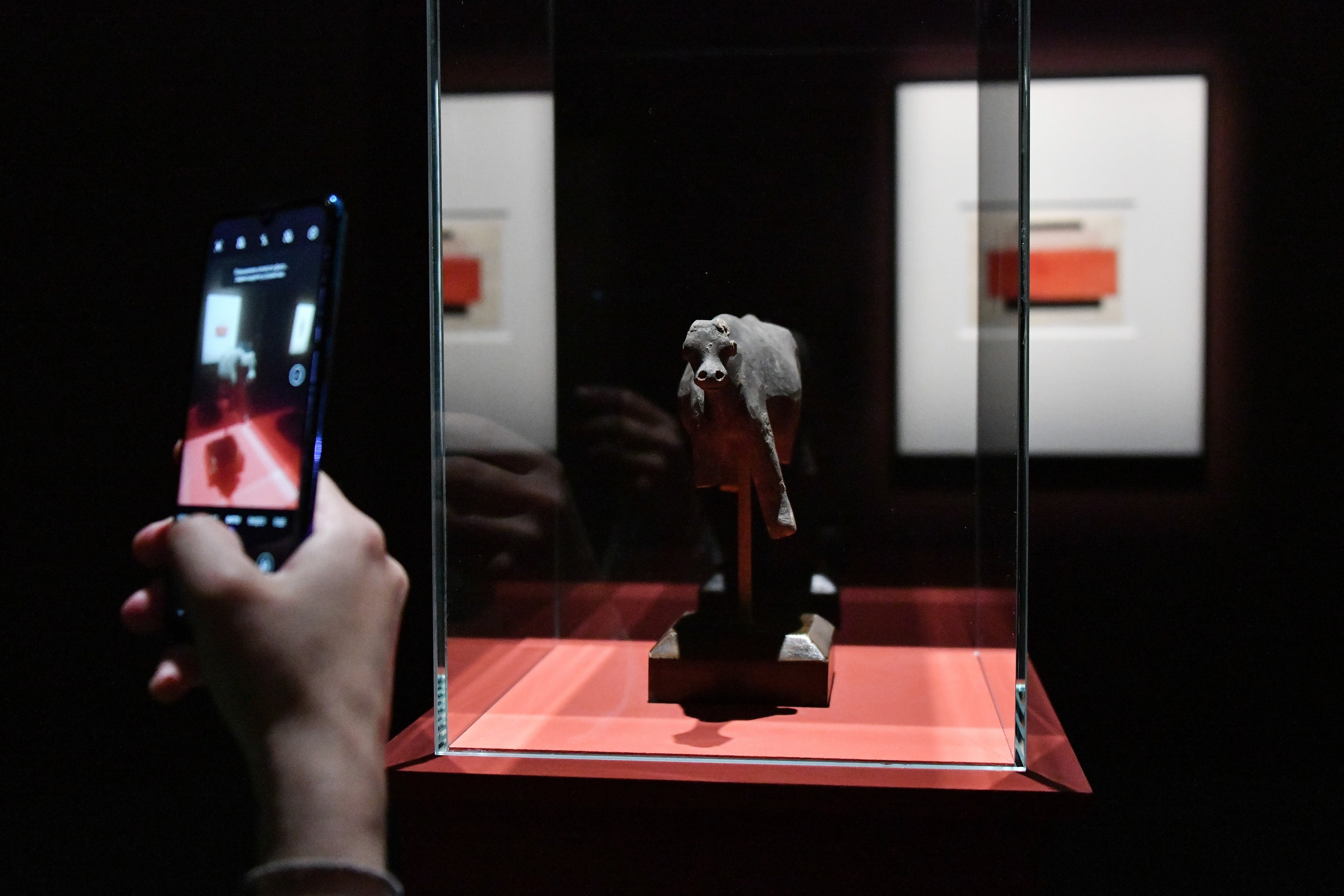 Выставки. Антон Великжанин — фотокорреспондент