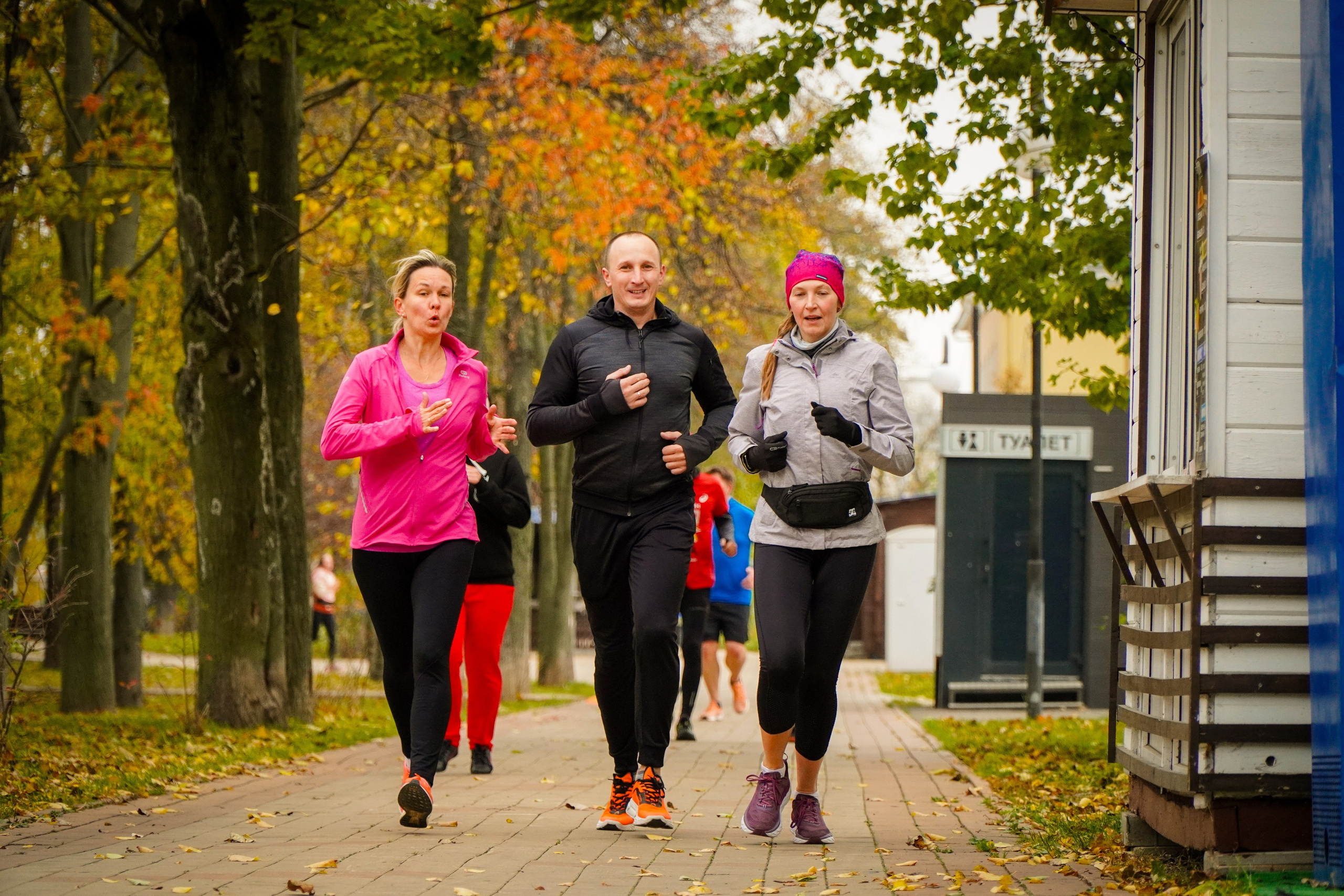 5 вёрст Наташинский 12 октября 2024. Роман Капилюшов. Бег. Фото. Видео. г. Люберцы