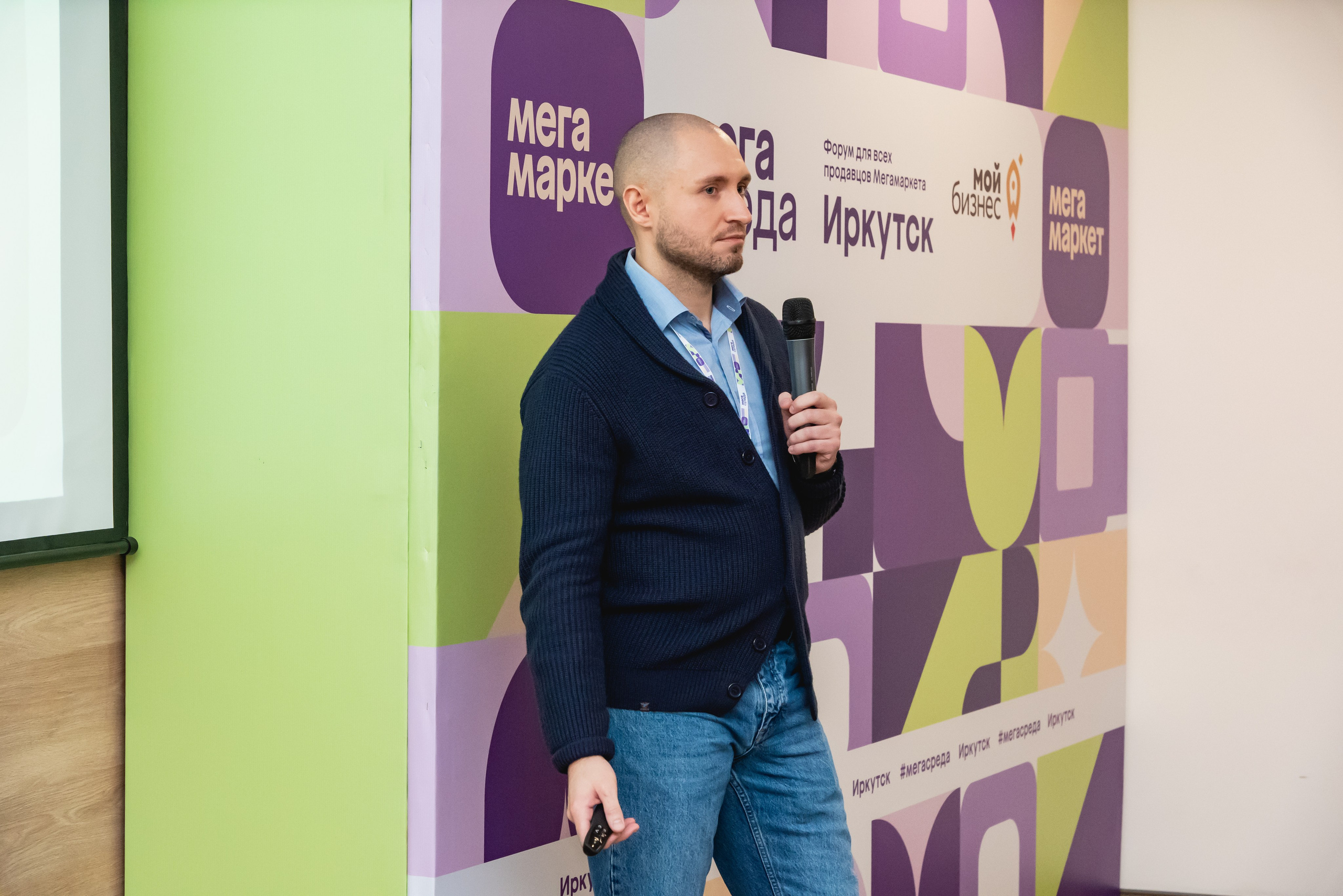 Мегасреда. Занимаюсь профессиональной фотографией и живу рядом с Байкалом. Работаю в разных жанрах