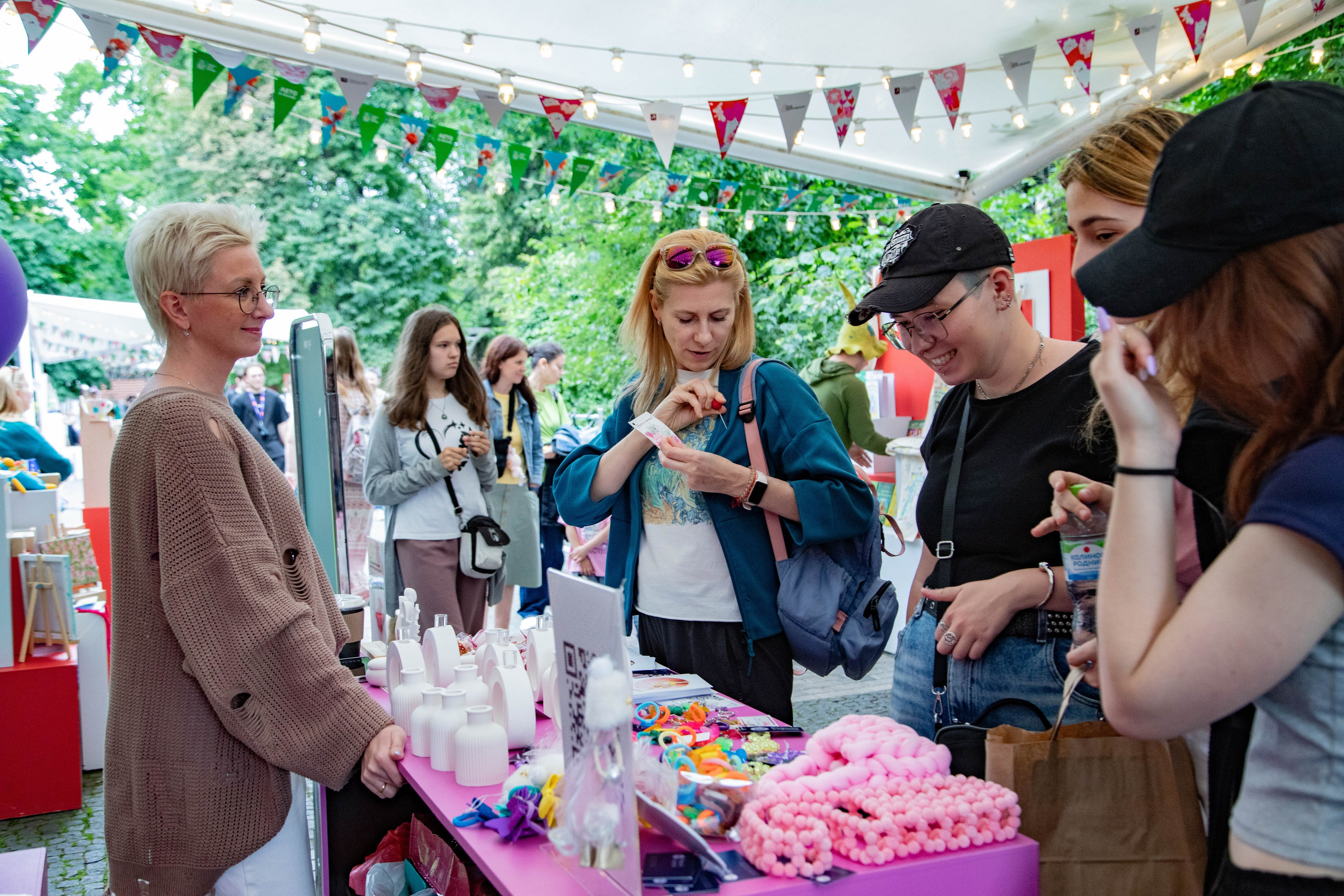 Съемка для благотворительного фонда. Женский фотограф в Москве Рина Леонтьева