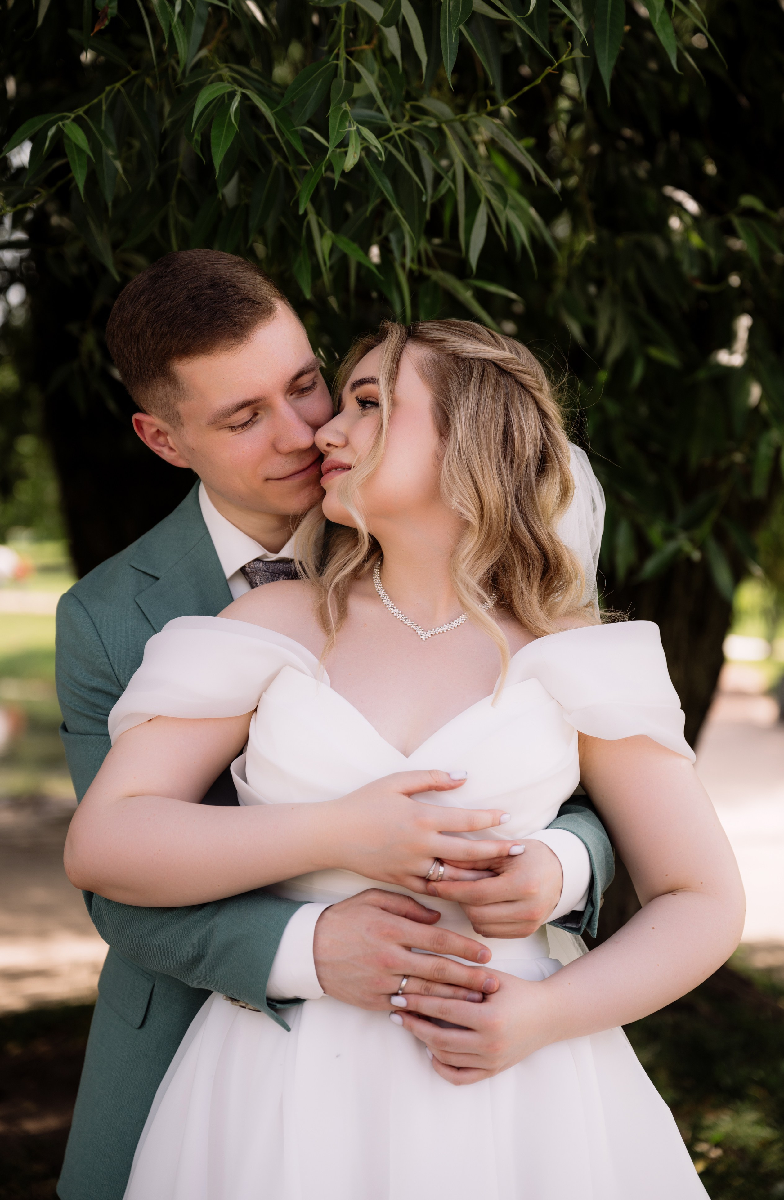 Свадебная прогулка в Царицино. Фотограф в Москве Алёна Степутенко