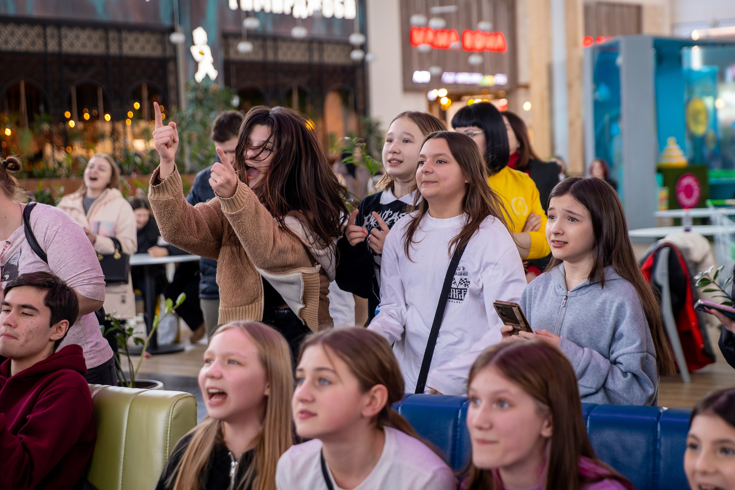 Фото отчет с мероприятия ТЦ Мега 12 лет. Фотограф в Самаре Максим Тырин