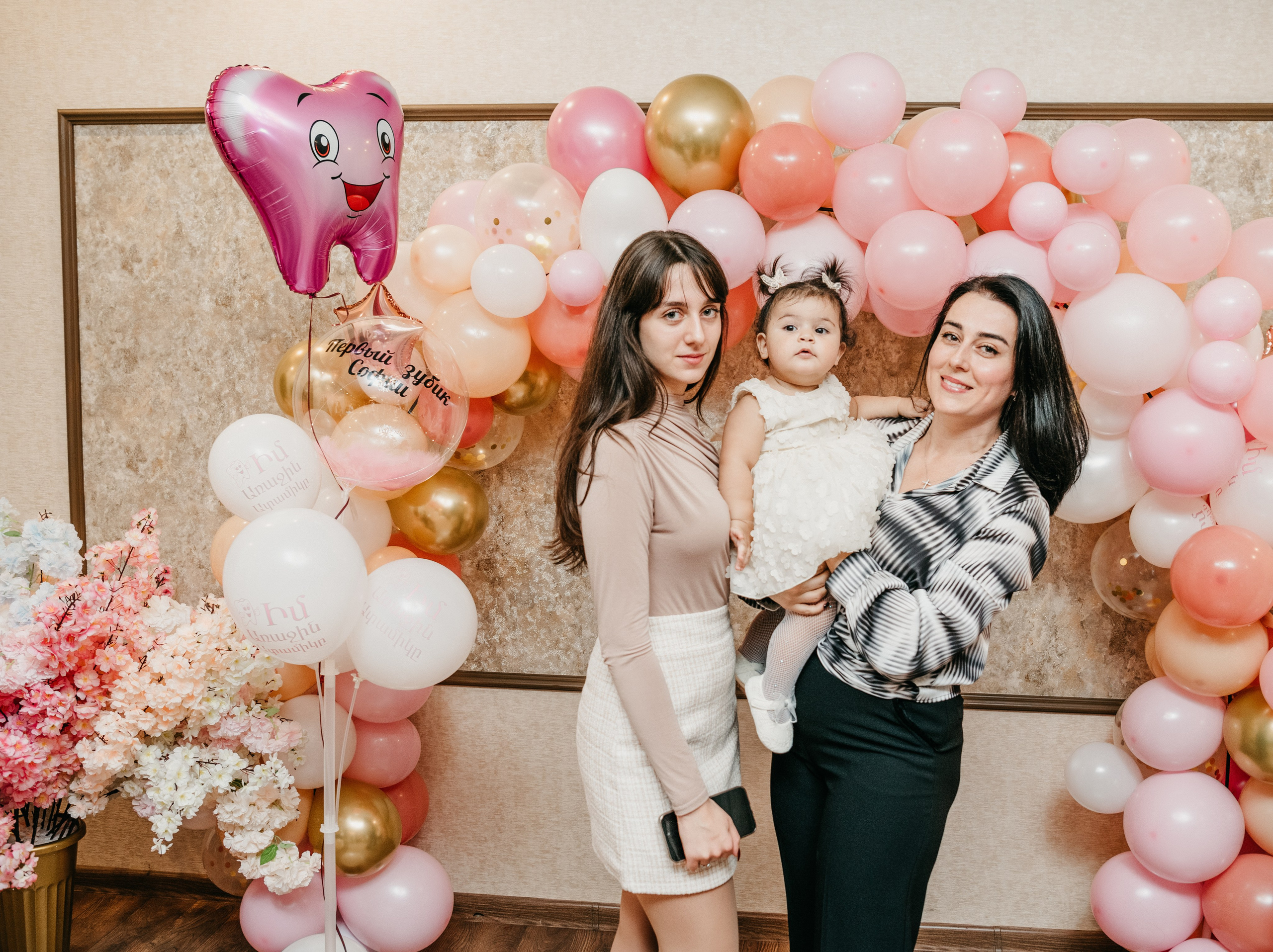 ДЕНЬ РОЖДЕНИЯ СОФИИ. 1 ГОДИК. Фотограф на выписку из роддома в Москве и МО