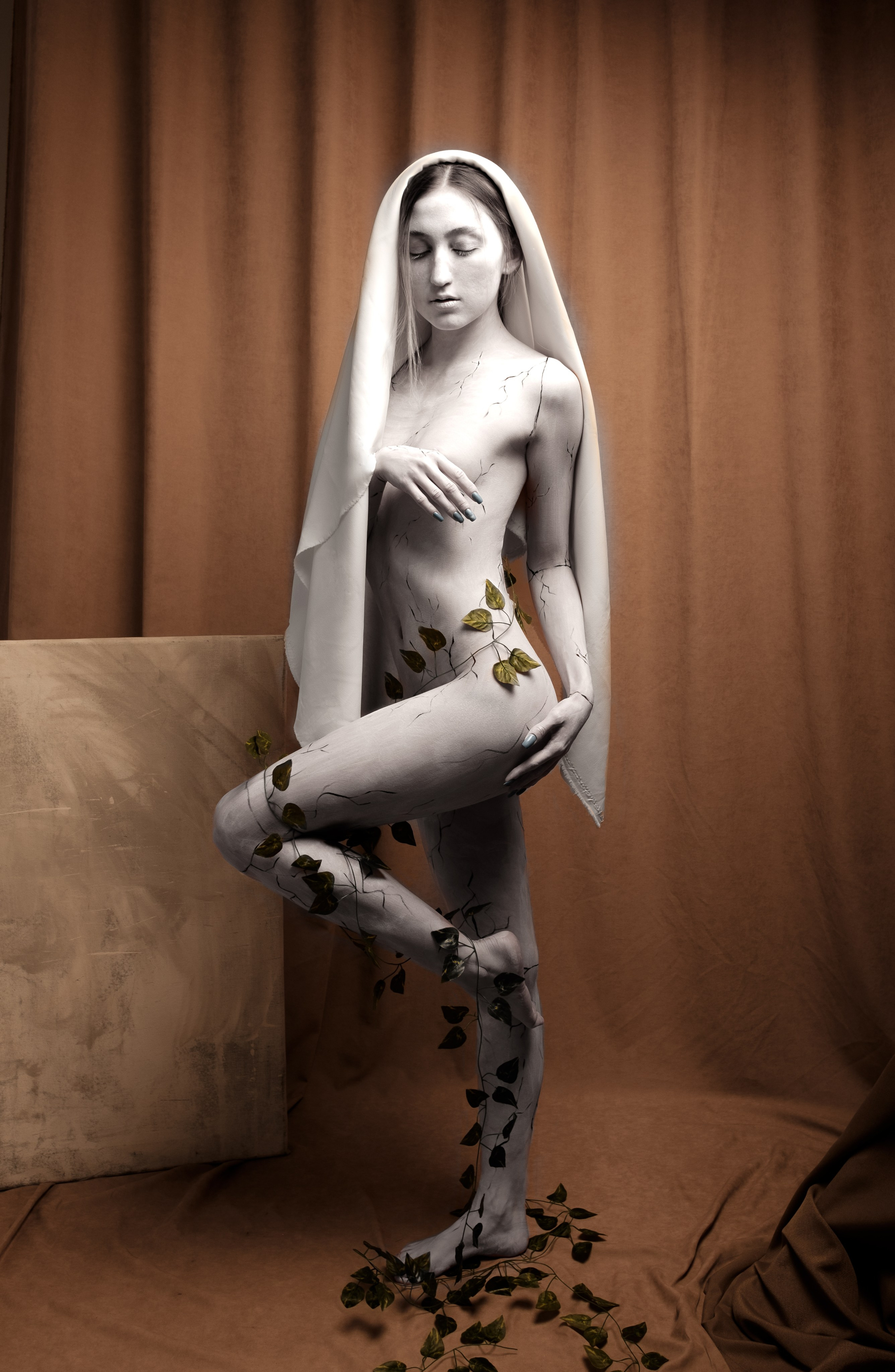 Женская ню фотосессия Казань. Будуар в студии. Владислав Медведев — фотограф Казань