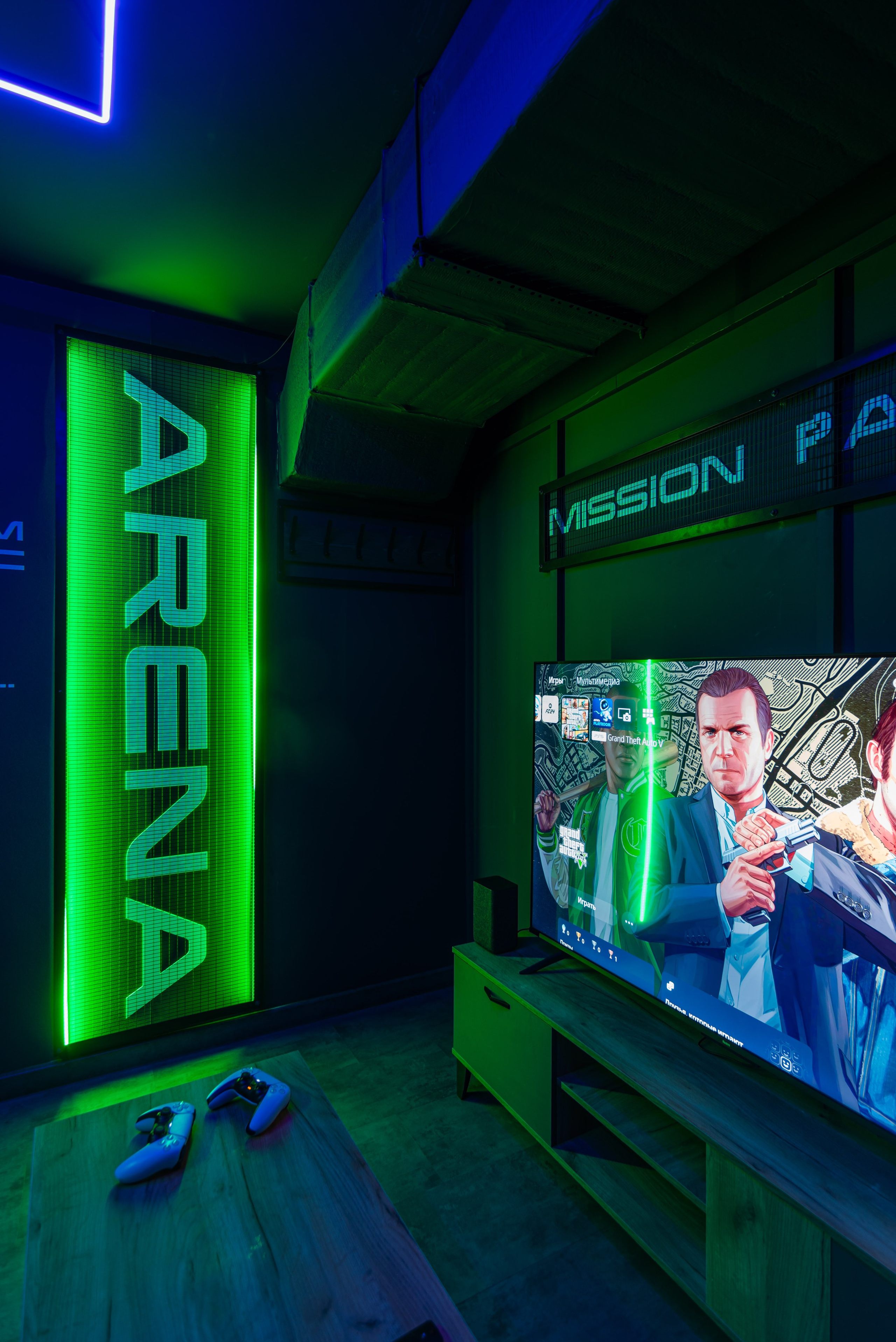 Фотосъемка для компьютерного клуба. Интерьерный и репортажный фотограф в Санкт-Петербурге