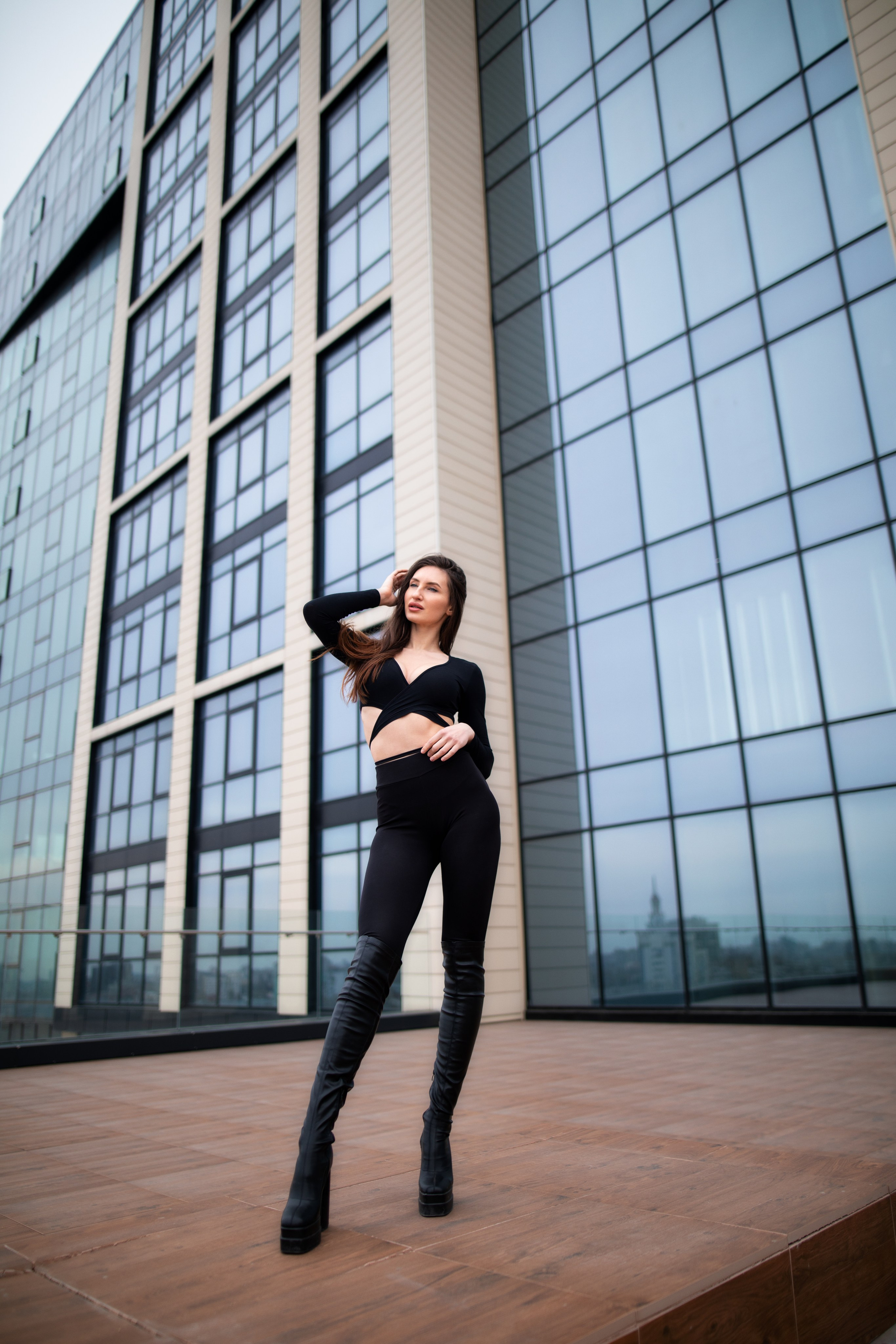 Фотосет с Викторией на крыше бизнес-центра в формате для «себя»