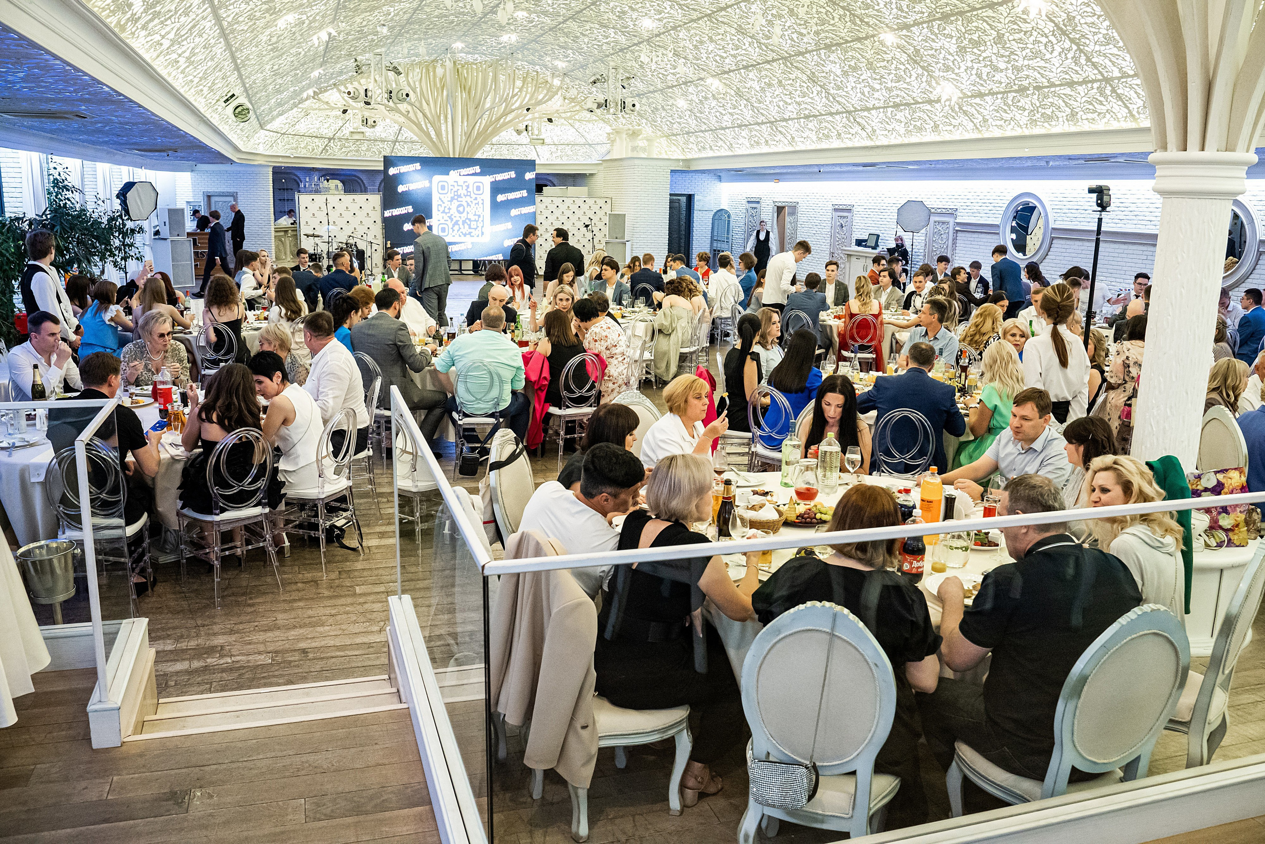 Выпускной 101 школа | Артист. Фотограф в Воронеже Ольга Космодемьянская