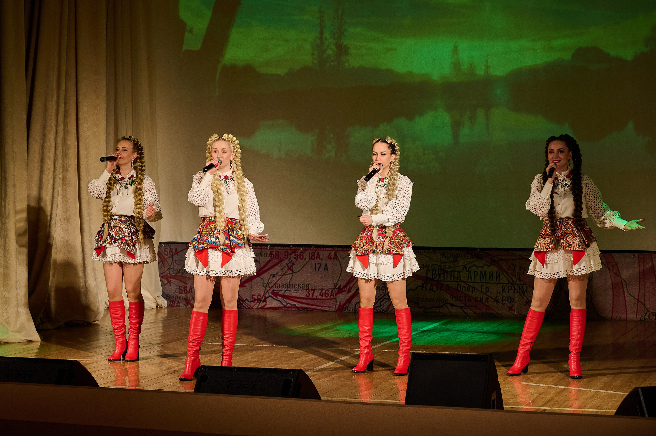 Веста в Кабардинке. Жизнь курорта Кабардинка в фотографиях