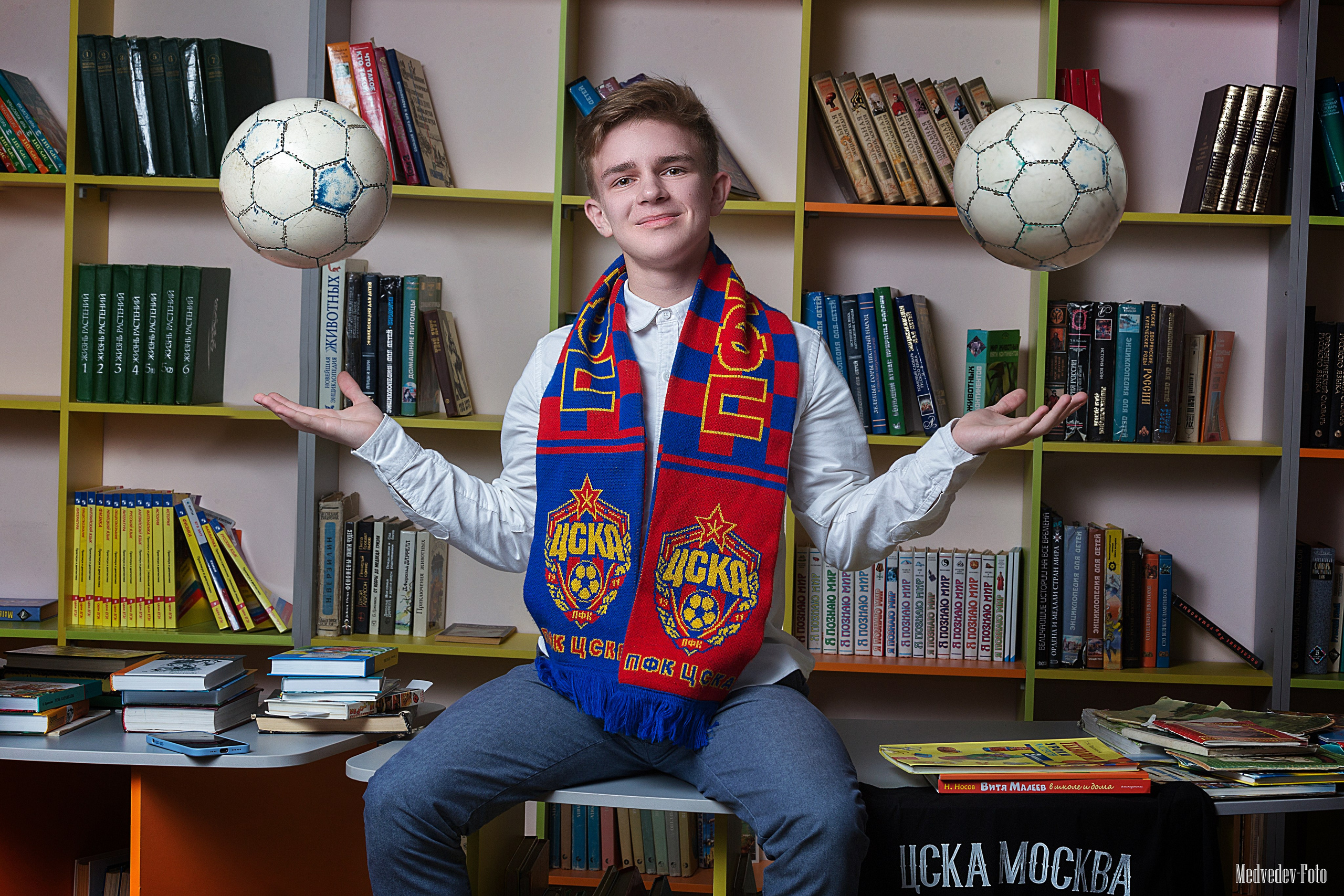 Школьные 9-11. Фотограф города  Краснотурьинска Медведев Михаил