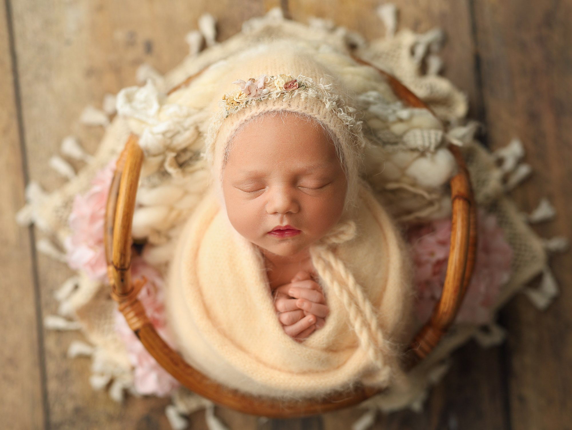 Newborn. Фотограф новорождённых в Казани Нейля Гильмутдинова ньюборн