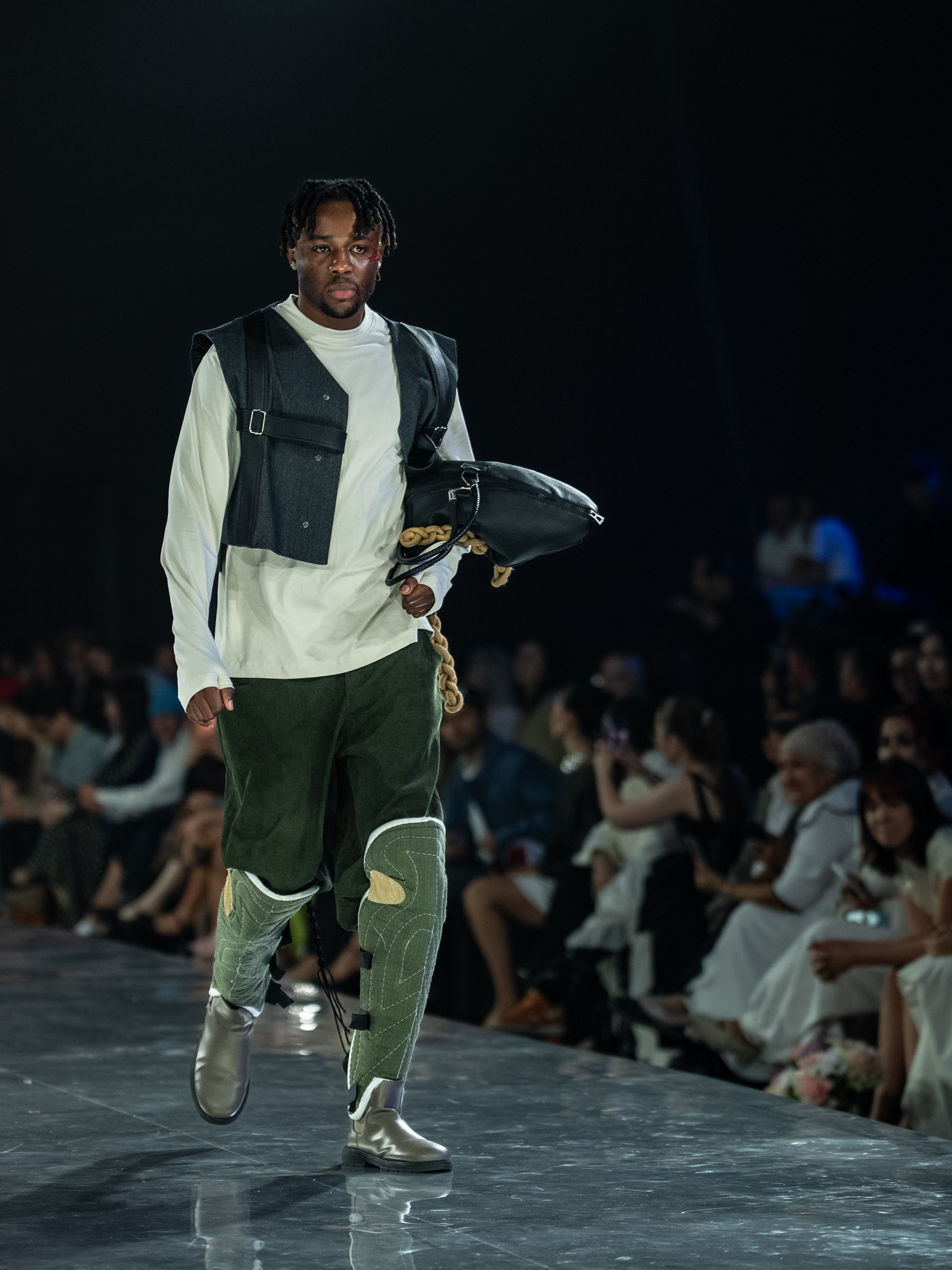 Visa Fashion Week Almaty Pre-Fall 2026 GAZHAIYIP. Сайт Алматинского НЮ АРТ, будуар и фэшн фотографа Дениса Карпенко
