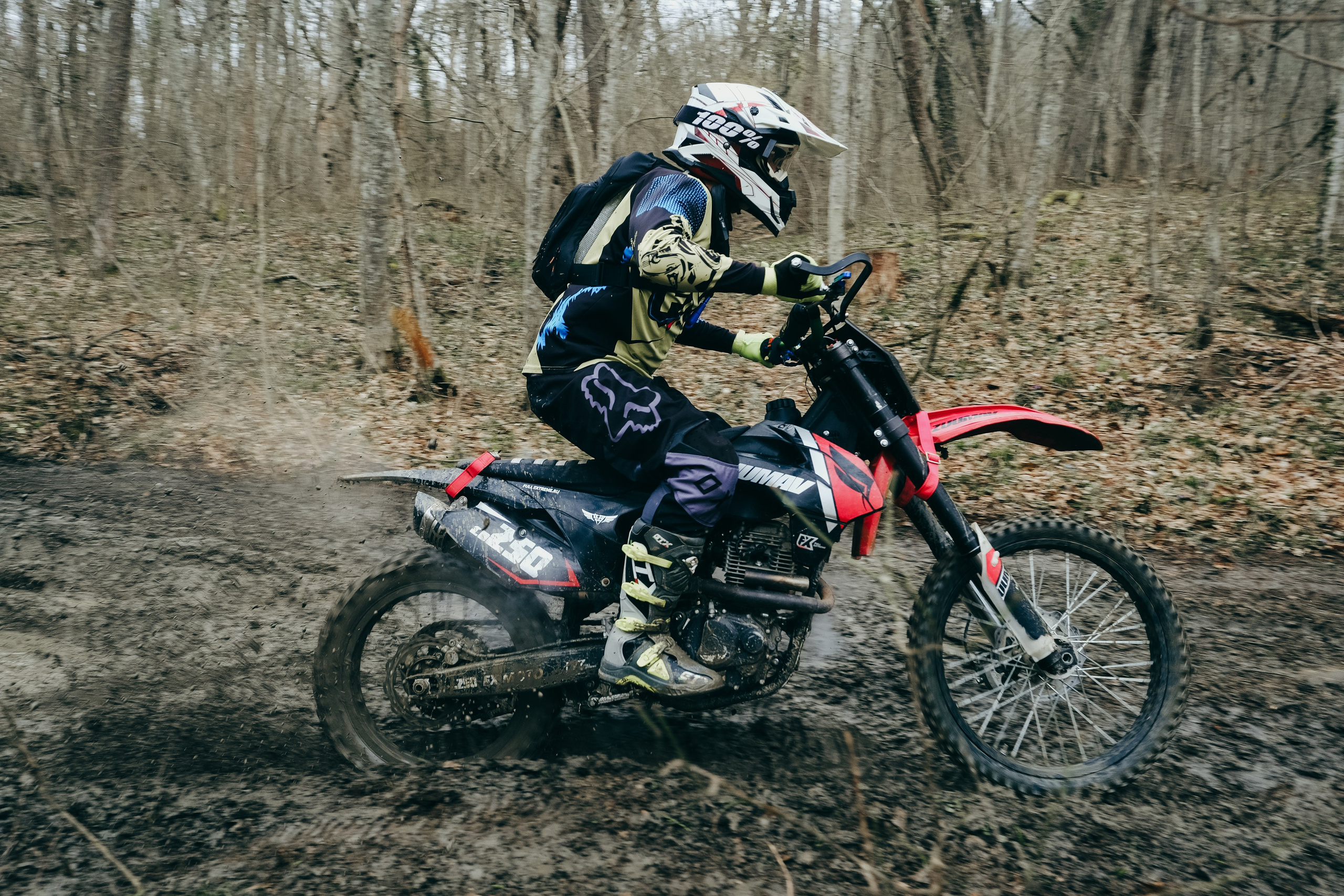 Эндуро Фест от Shamax Motors (Краснодар). Свадебный фотограф Денис Ожигин в Краснодаре и крае. Эмоциональная и стильная съемка вашего дня