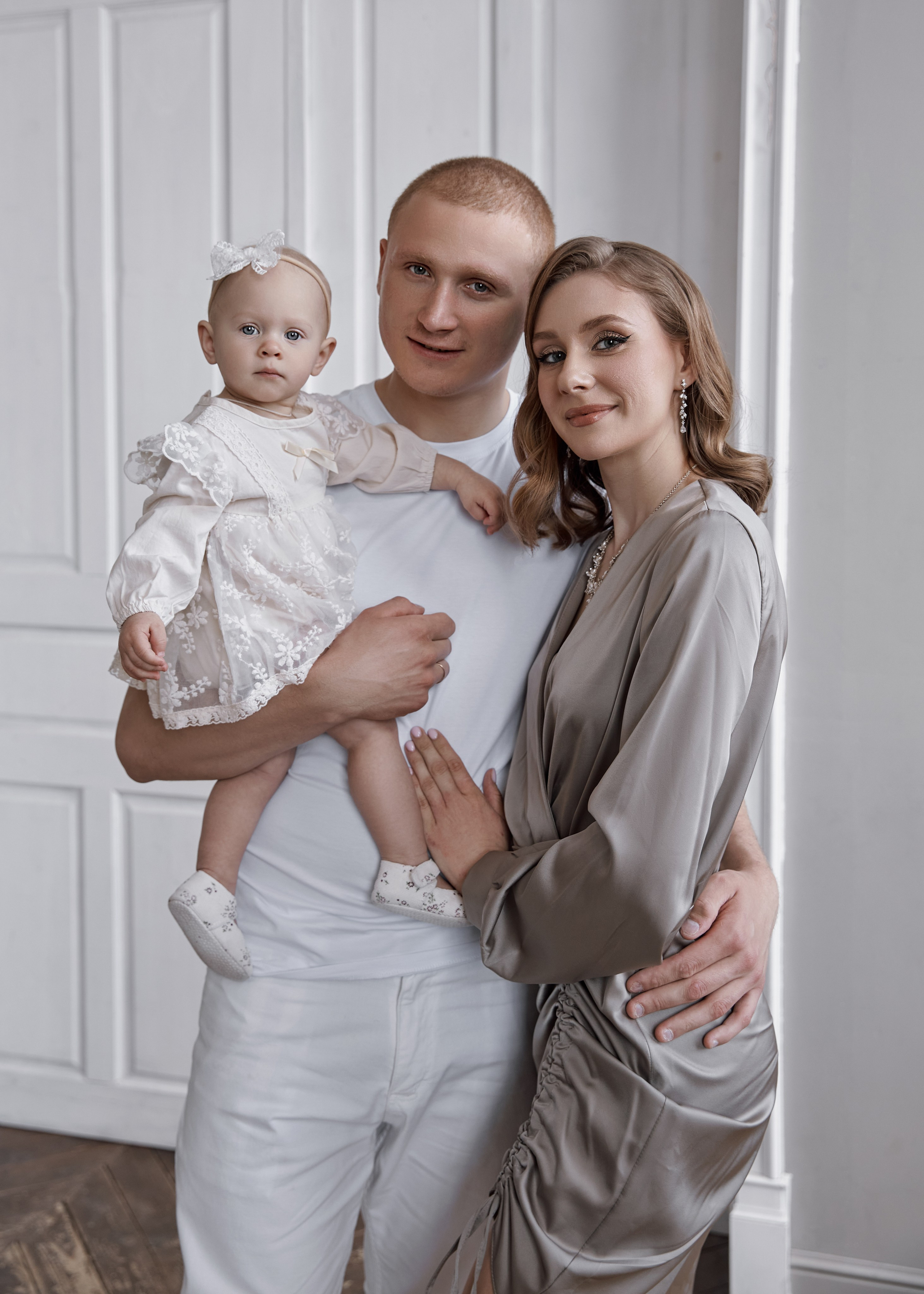 Семейная в студии. Фотограф Тольятти Екатерина Шести