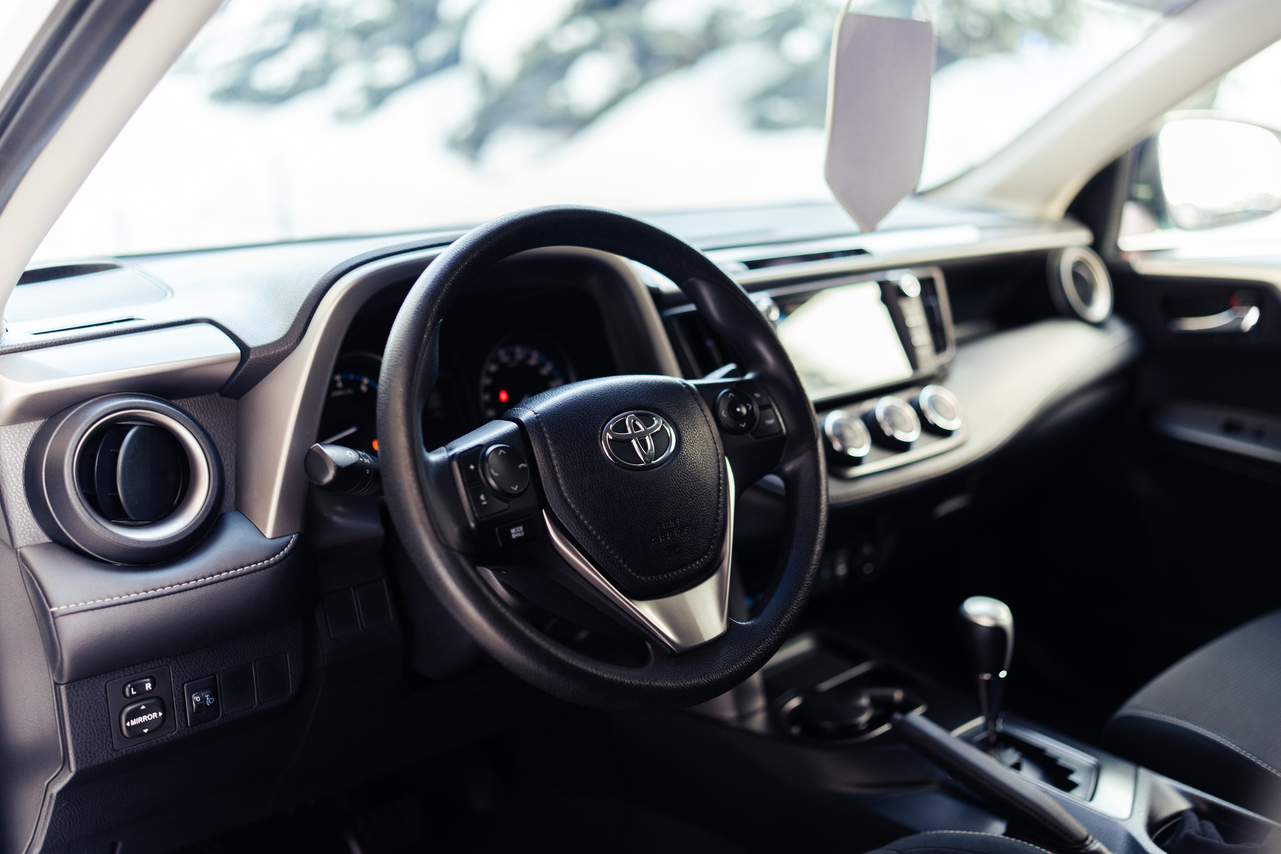 Toyota RAV4. Фотограф в СПБ Алмаз Камаев