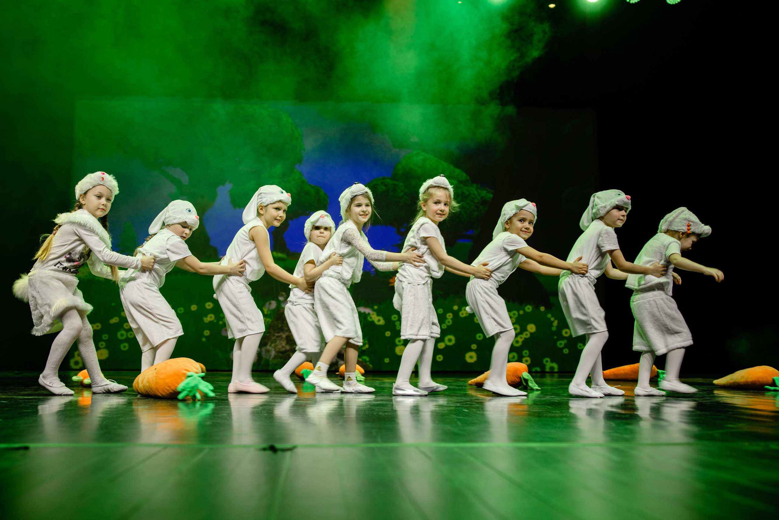 Новогоднее представление «Кролик в поиске дракона». Фотограф Петрова Мария
