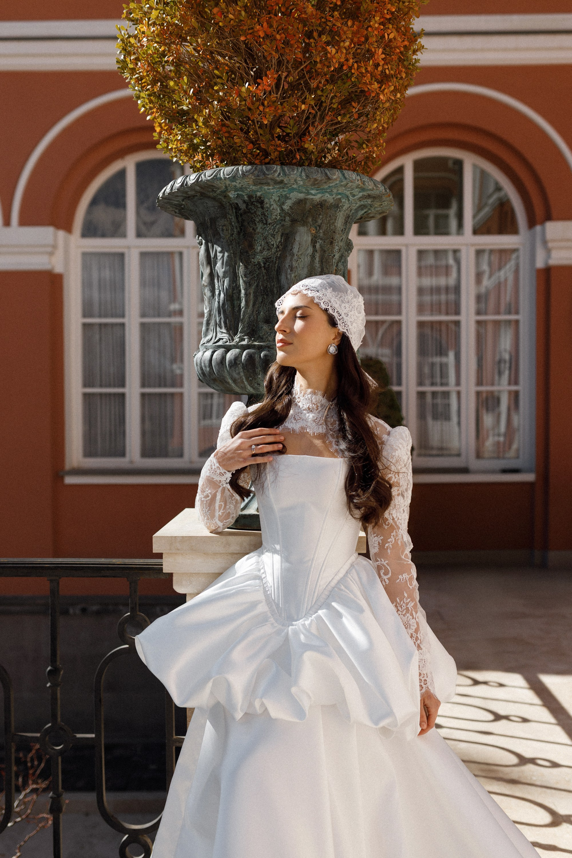 Петр и Лейла