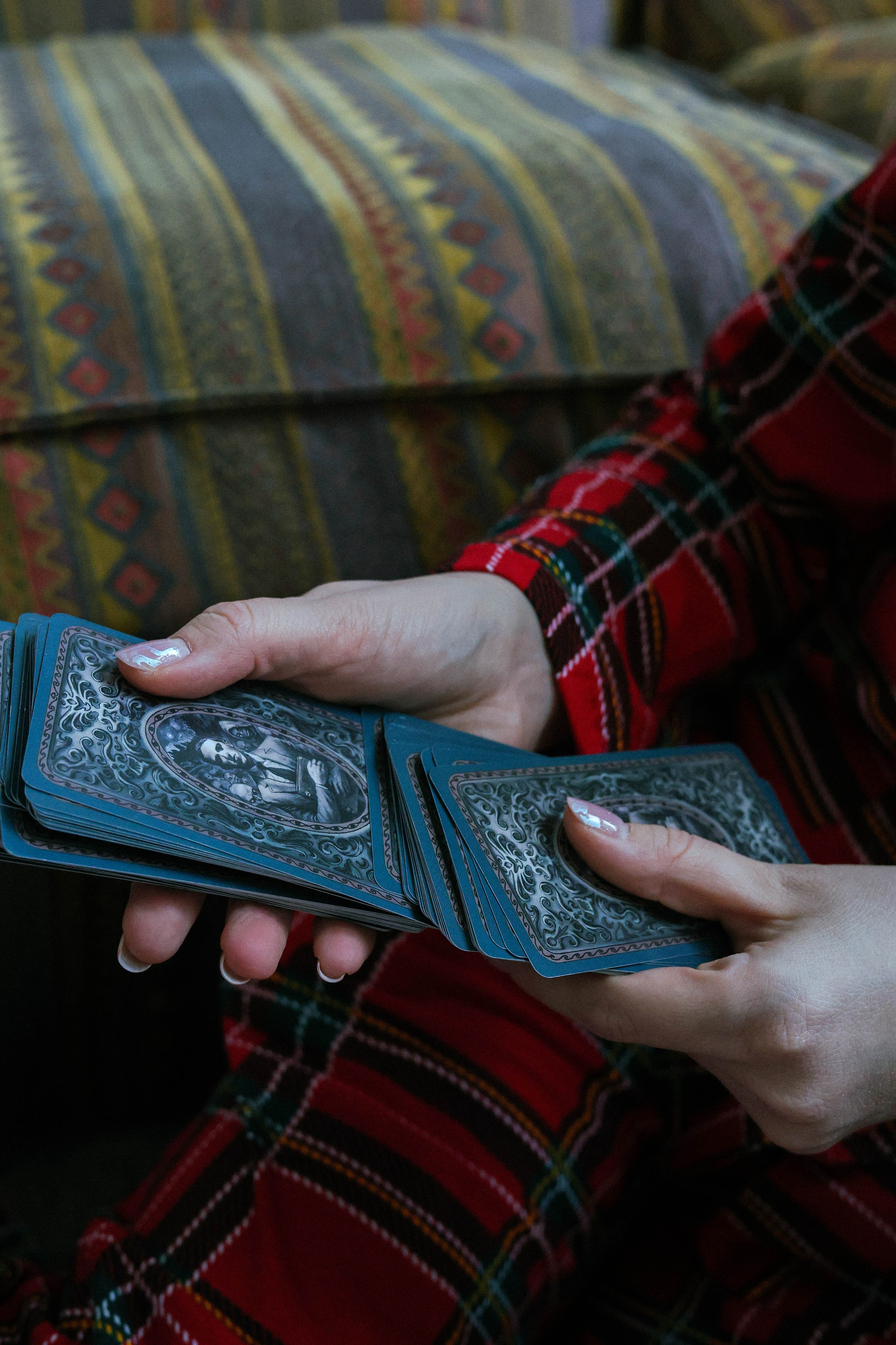 Свечи и карты. Фотограф в Москве Анастасия Калинина