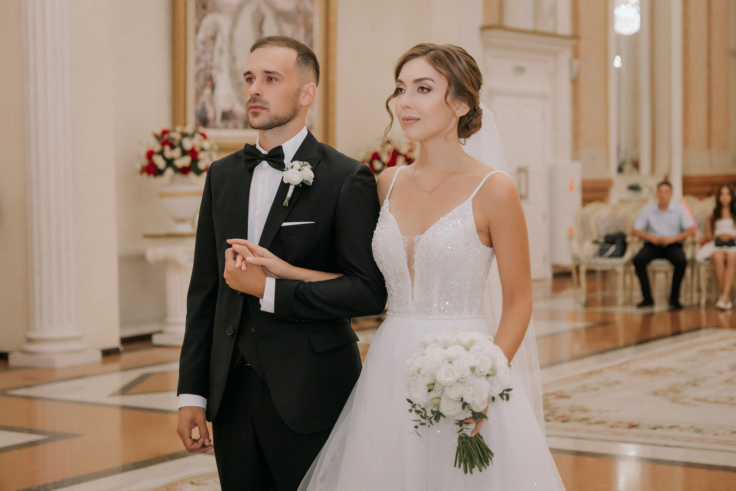 Свадебная прогулка Екатерины и Евгения. Свадебная фотография. Арина Рубах