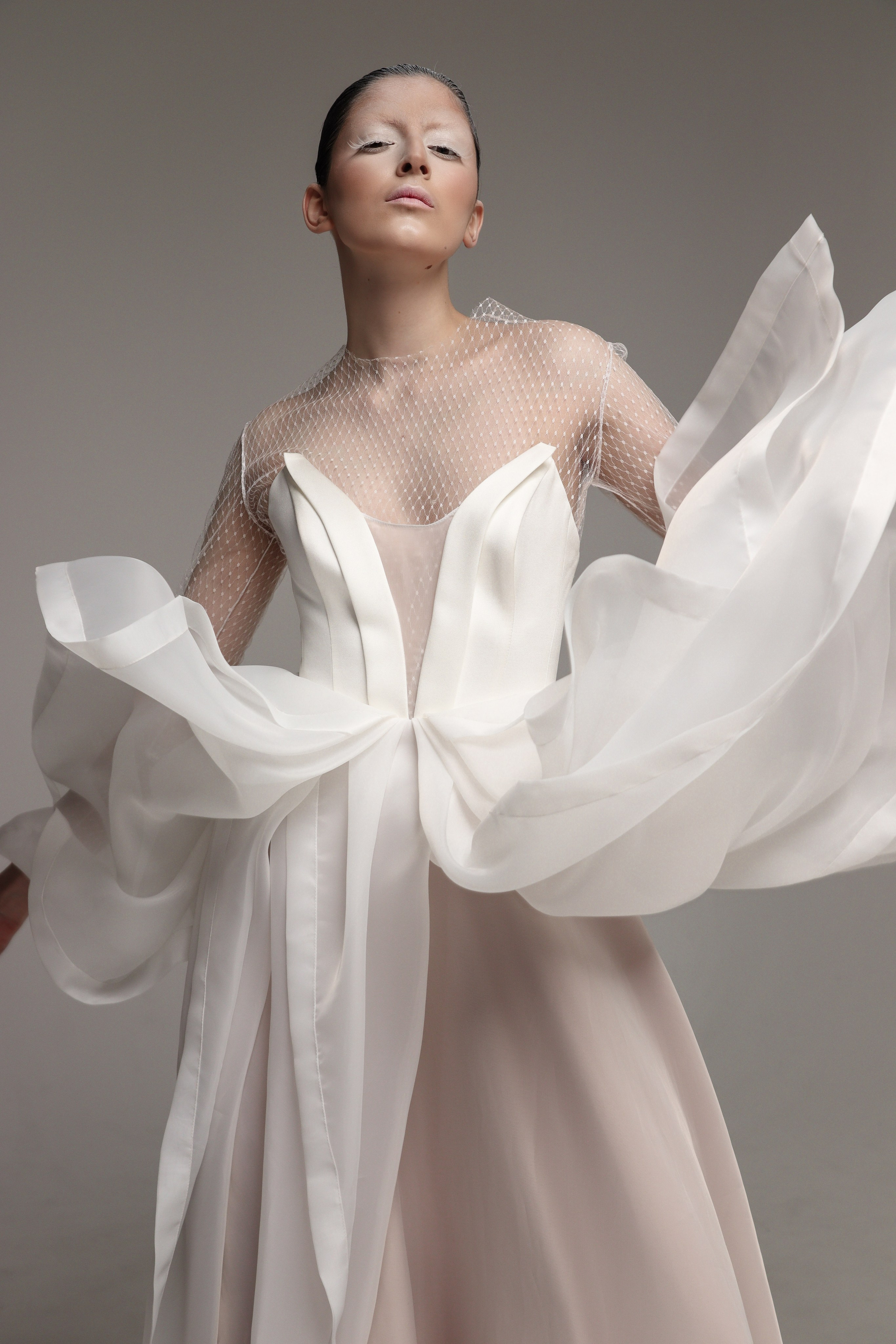 Снежная лилия. Zuleta.Go