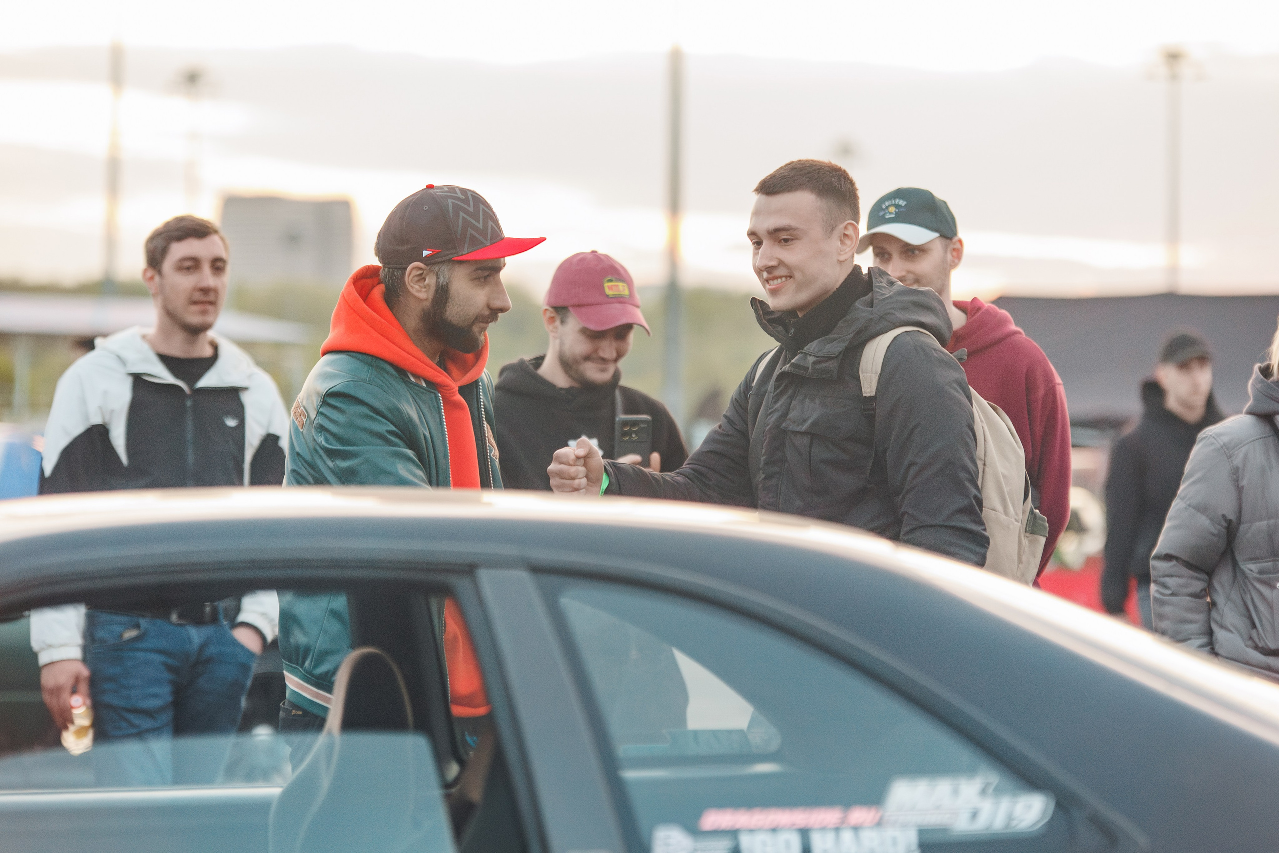 Выставка и дрифт машин. Репортажный фотограф. Москва. Алина Ланская