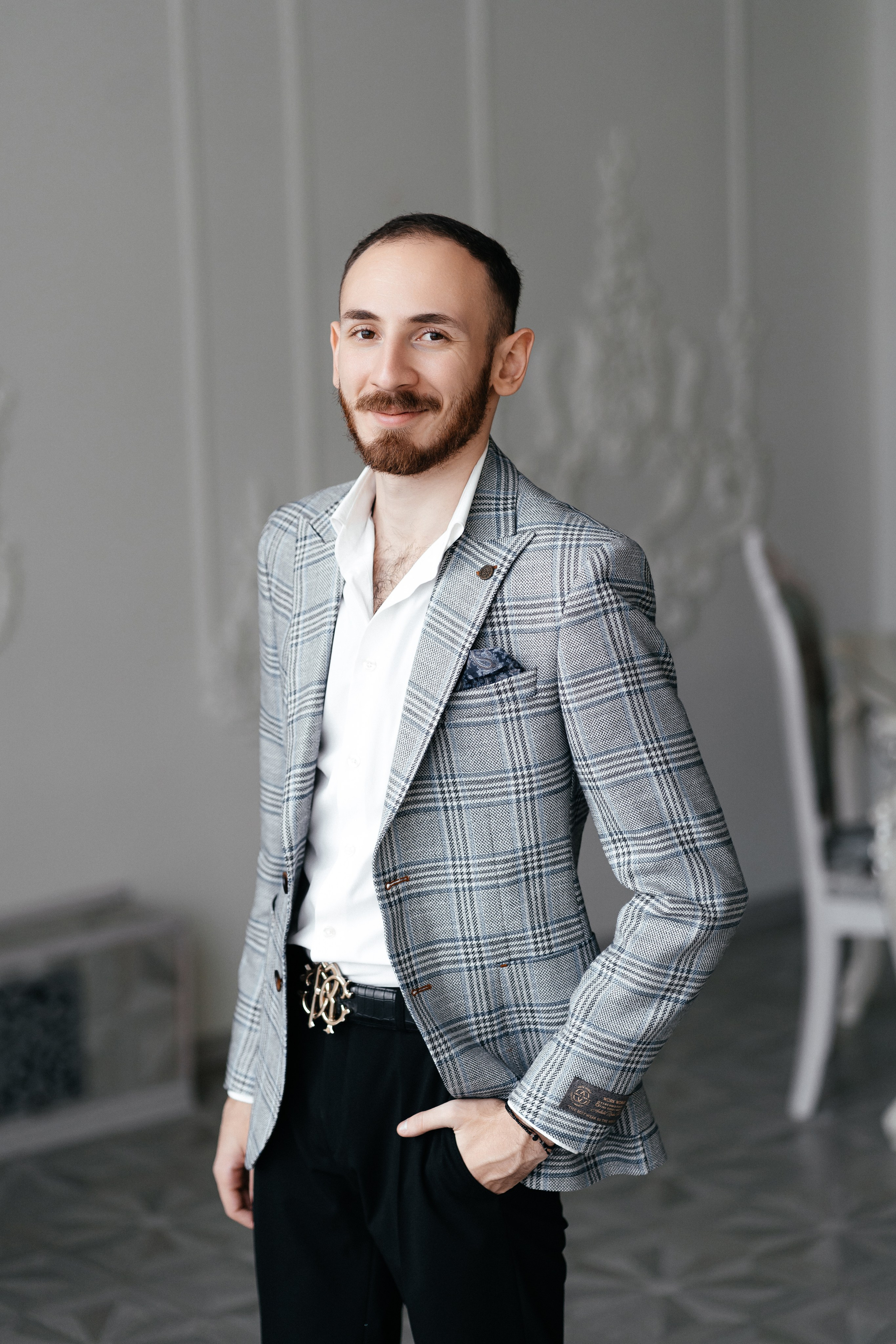 Свадебная фотосессия в студии. Фотограф Ким Наталья в Красноярске