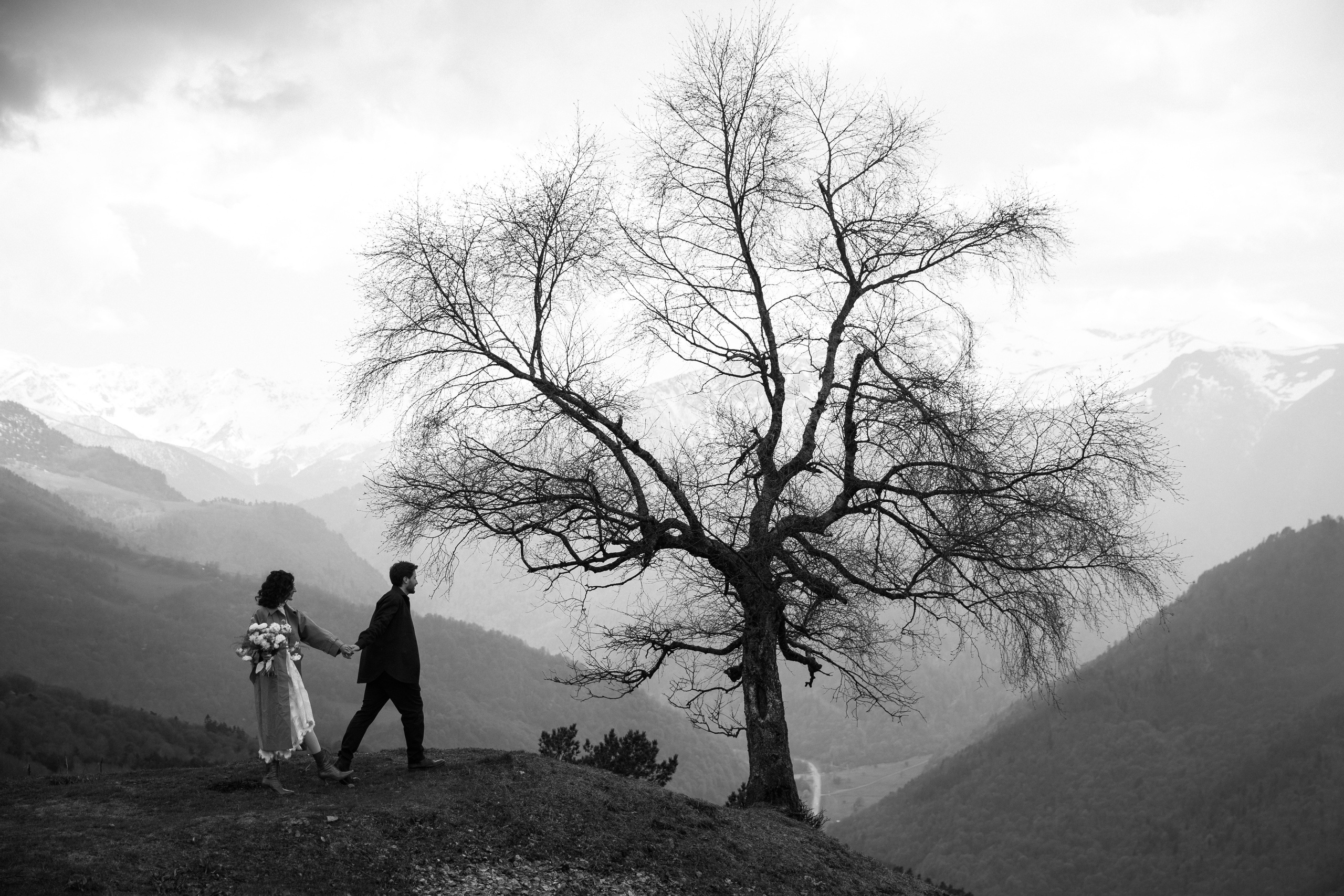 ГОРЫ_ПО_КОЛЕНО. Wedding photographer in Europe