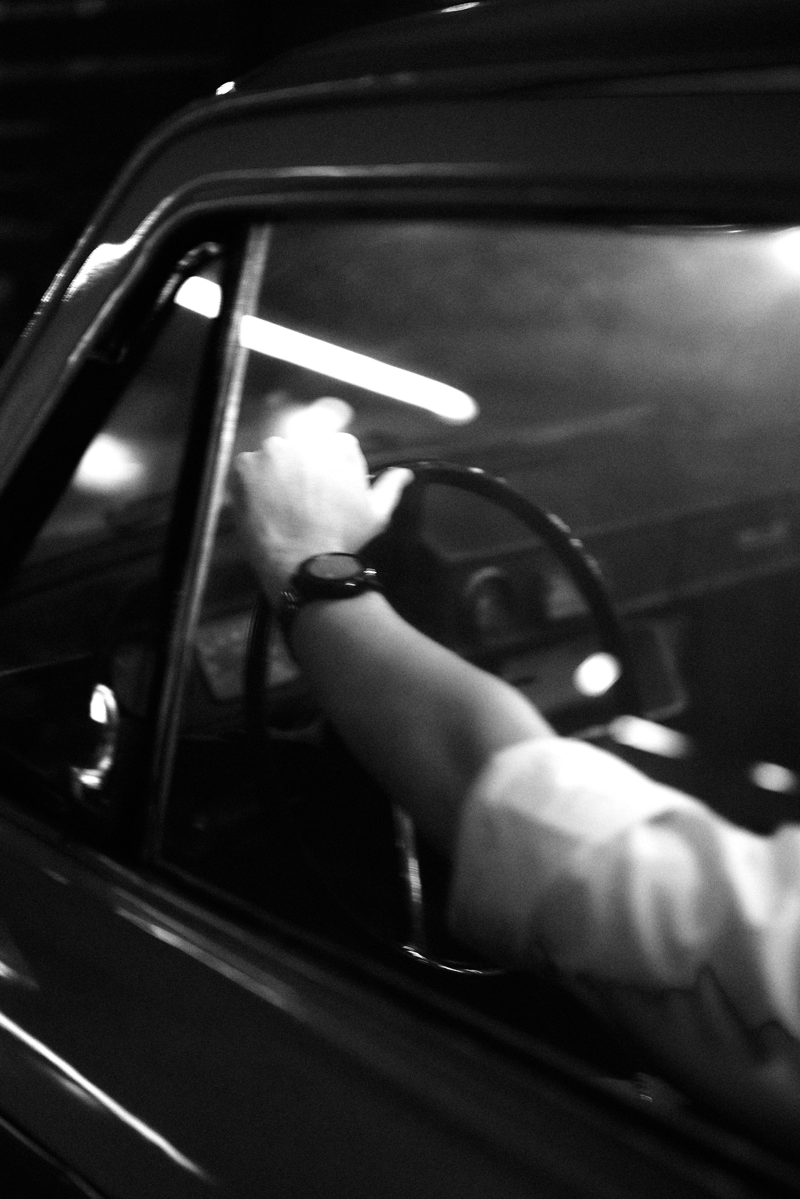 Love in the car. Портретный фотограф в Казани