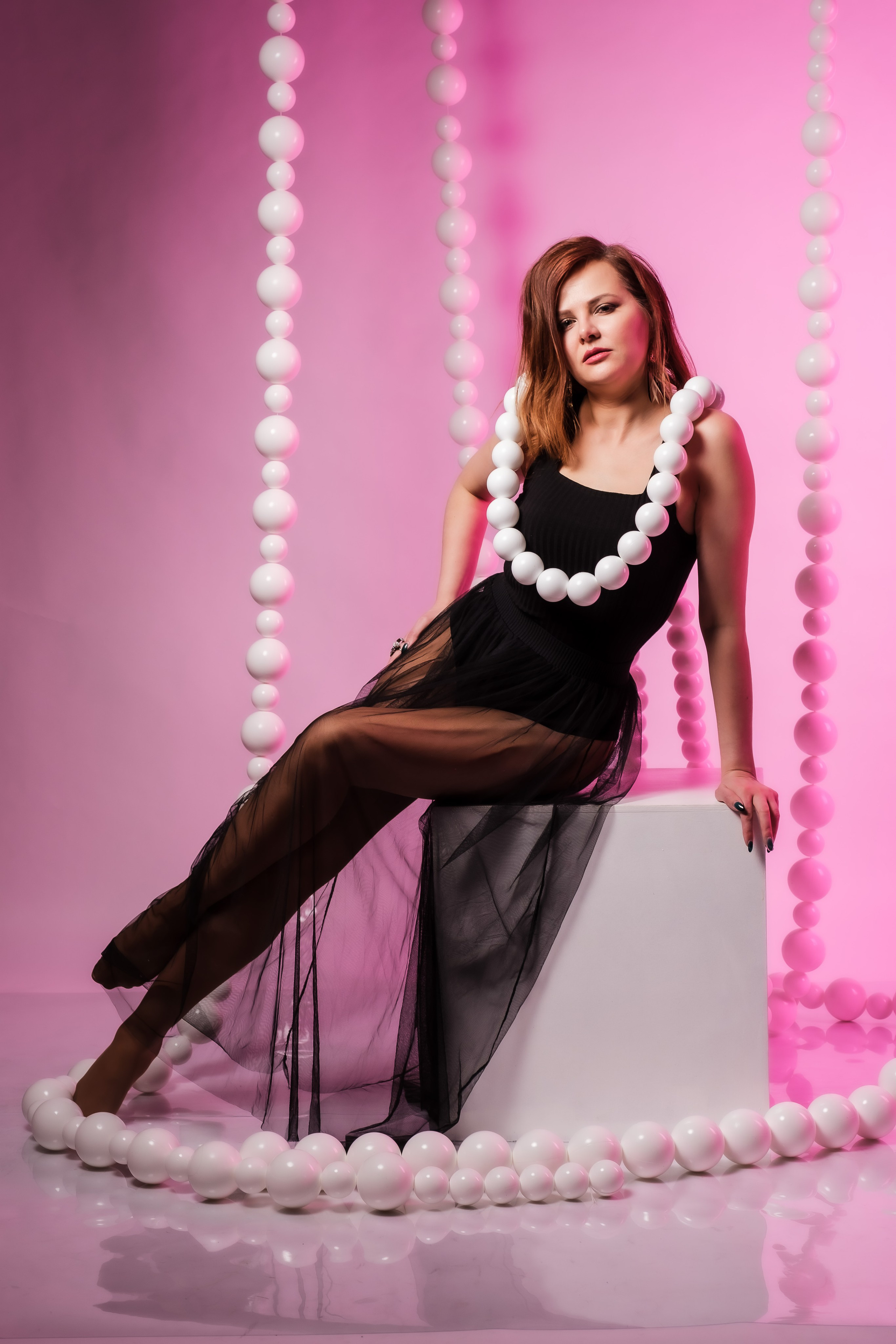 Фотосессия с большими бусами