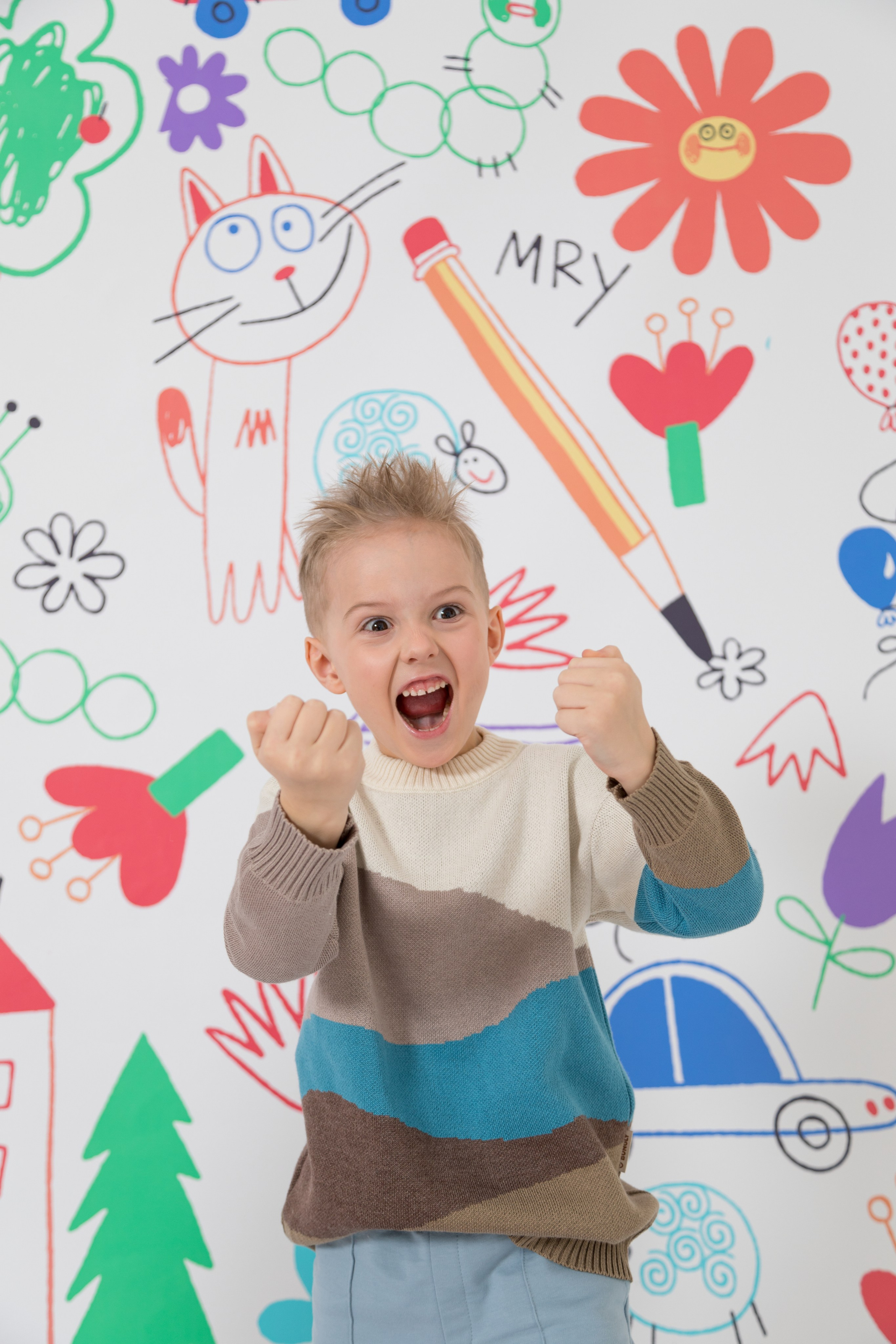 Имиджевая и каталожная съёмка для бренда детских пазлов. Детский и контент фотограф Надя Волкова Санкт-Петербург