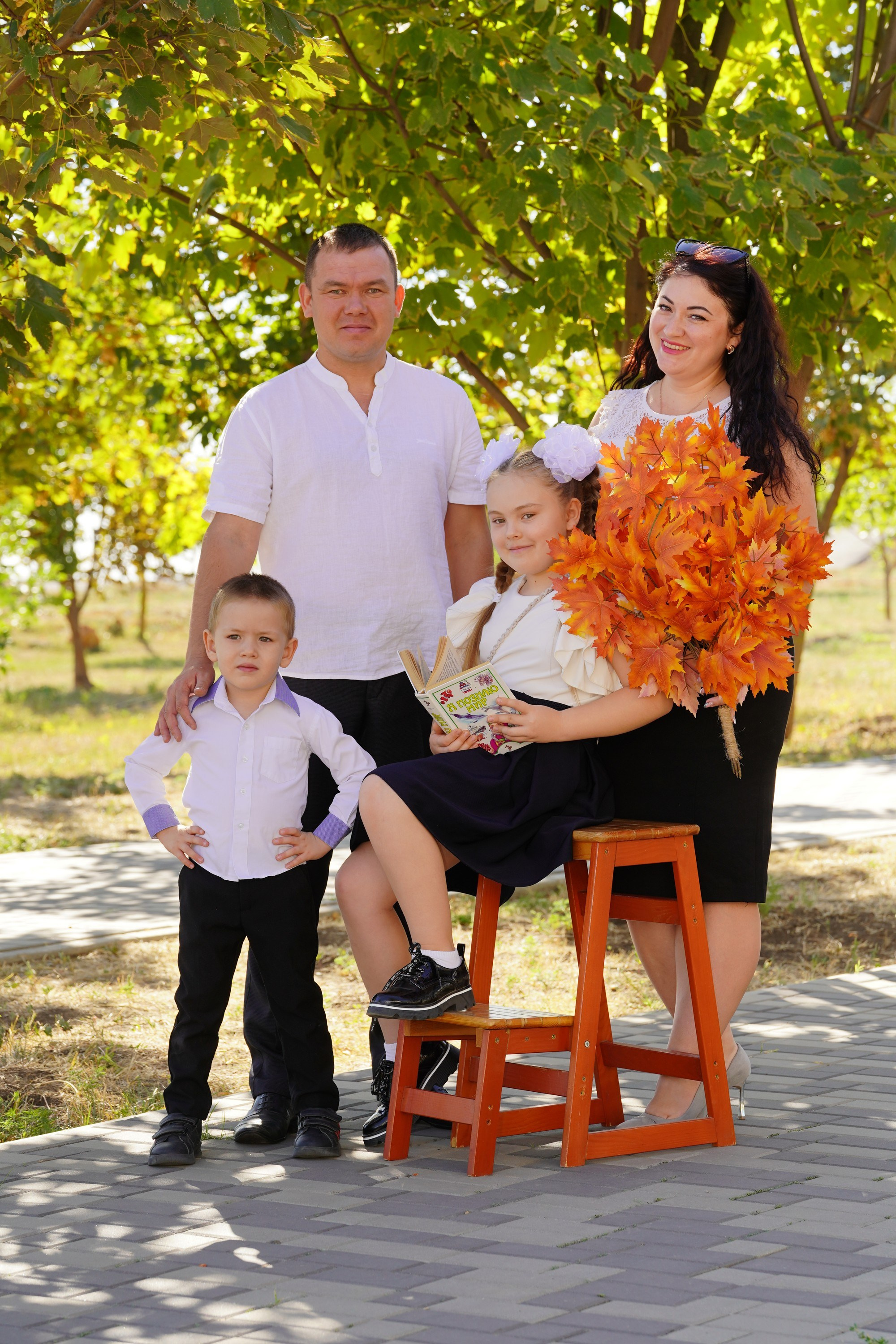 Фотосессия на природе. MEMENTO.Выпускные альбомы, школьные, юбилейные и другие книги. Ростов-на-Дону