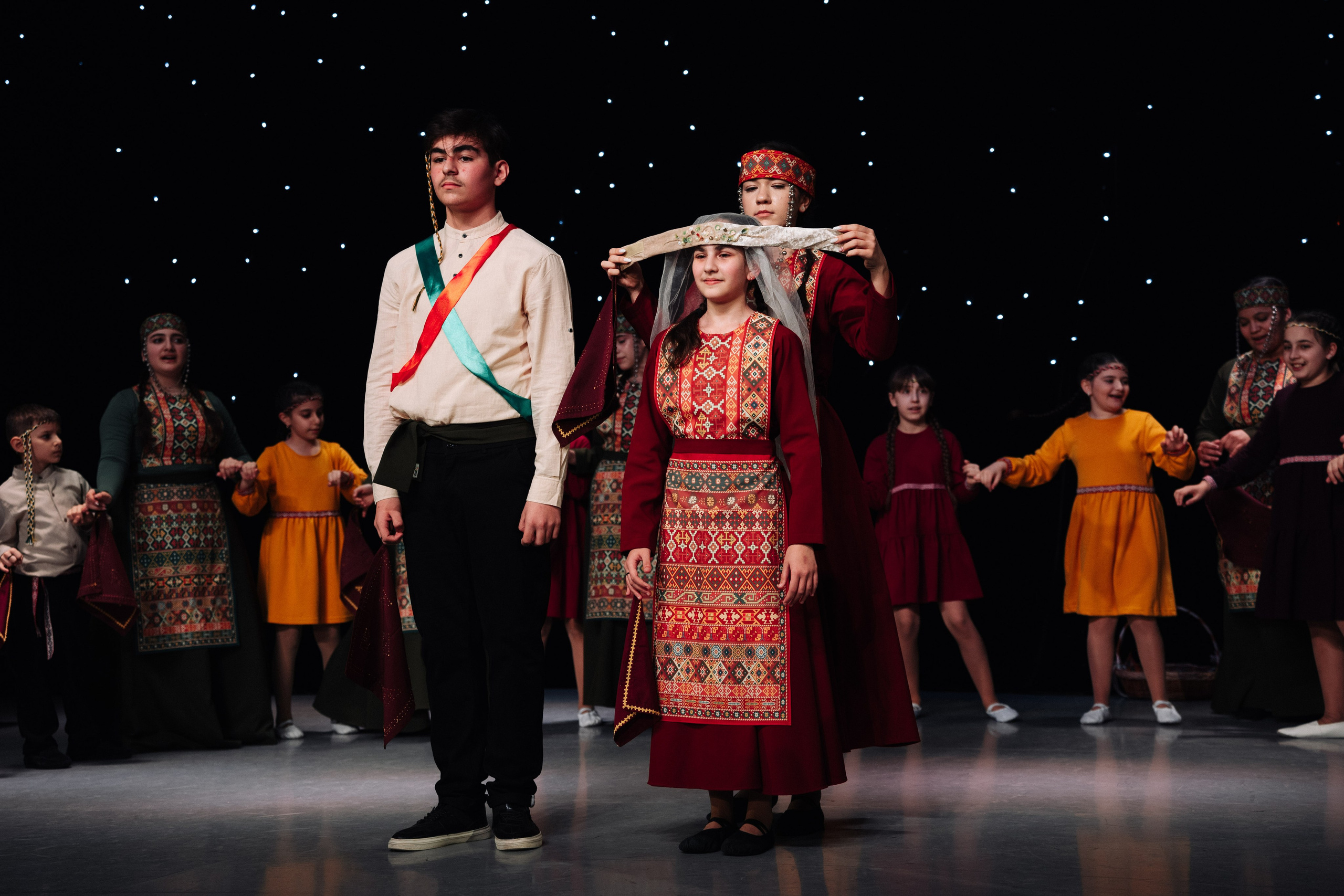 Благотворительный концерт в помощь Артему Сардаряну. Фотограф Артем Севостьянов. Профессиональная фотосъемка в Ногинске, Москве, Московской области и за границей