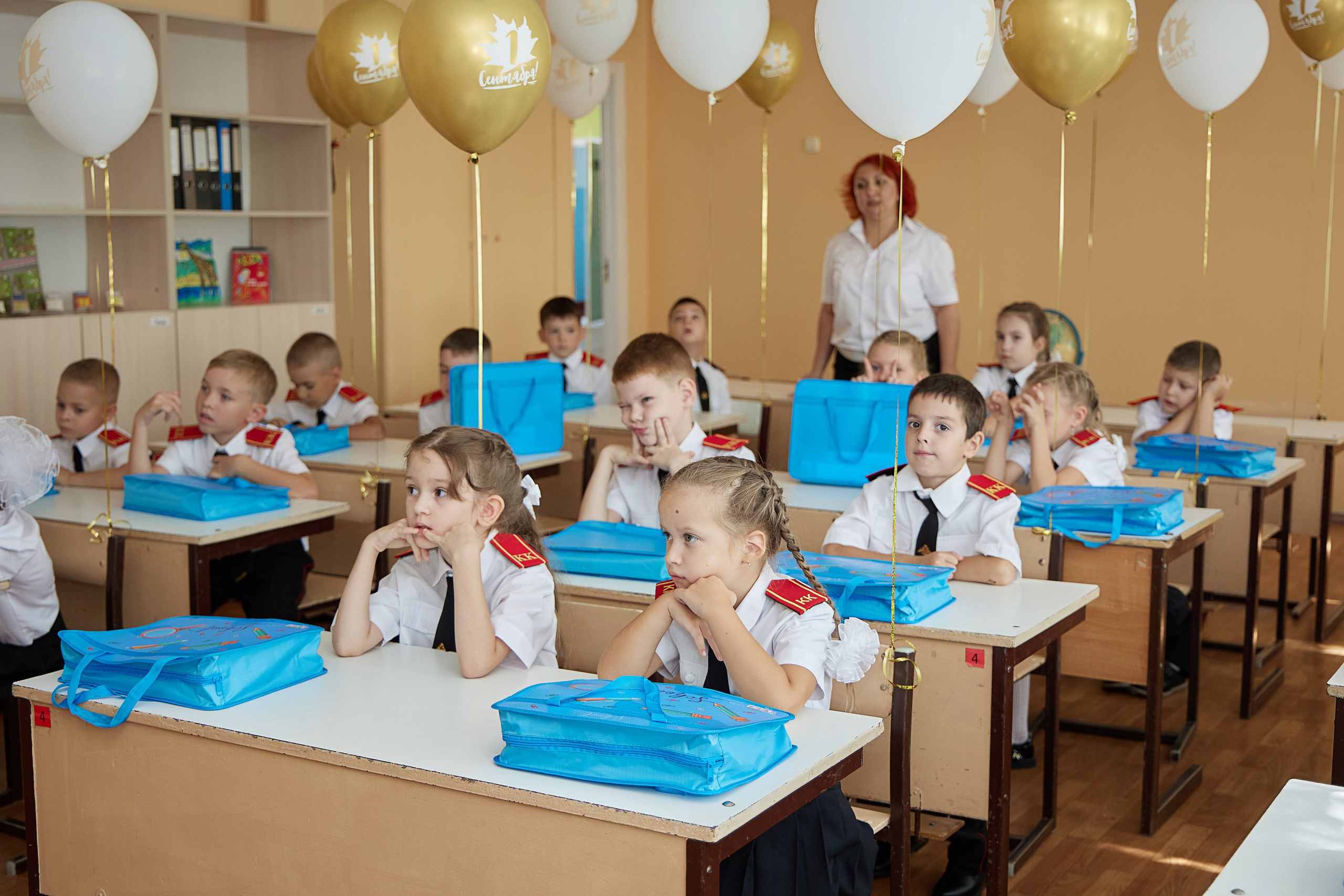 Линейки, выпускные, утренники, праздники