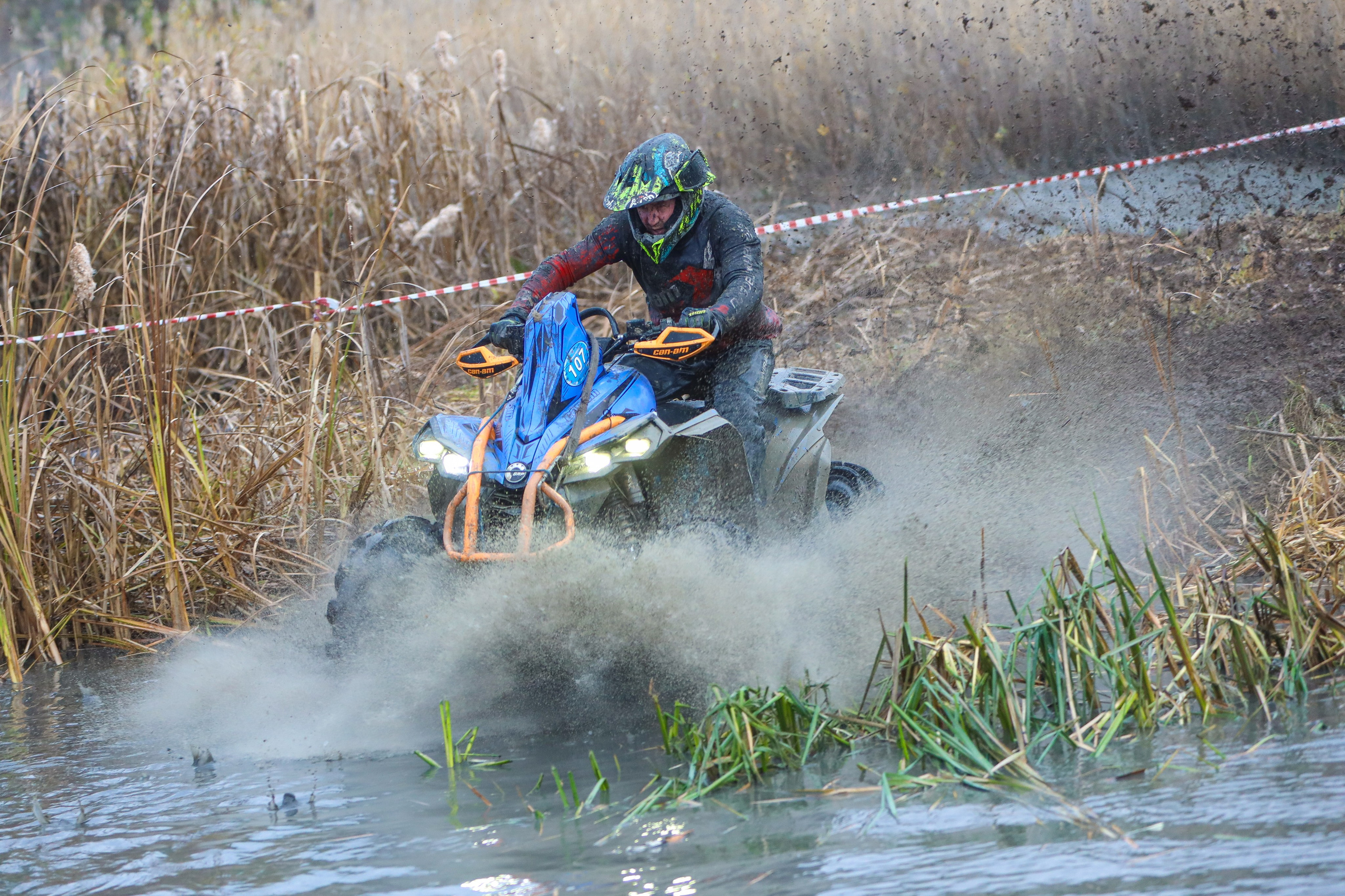 Гонки на квадроциклах Грязевое кольцо. Спортивный фотограф в Самаре