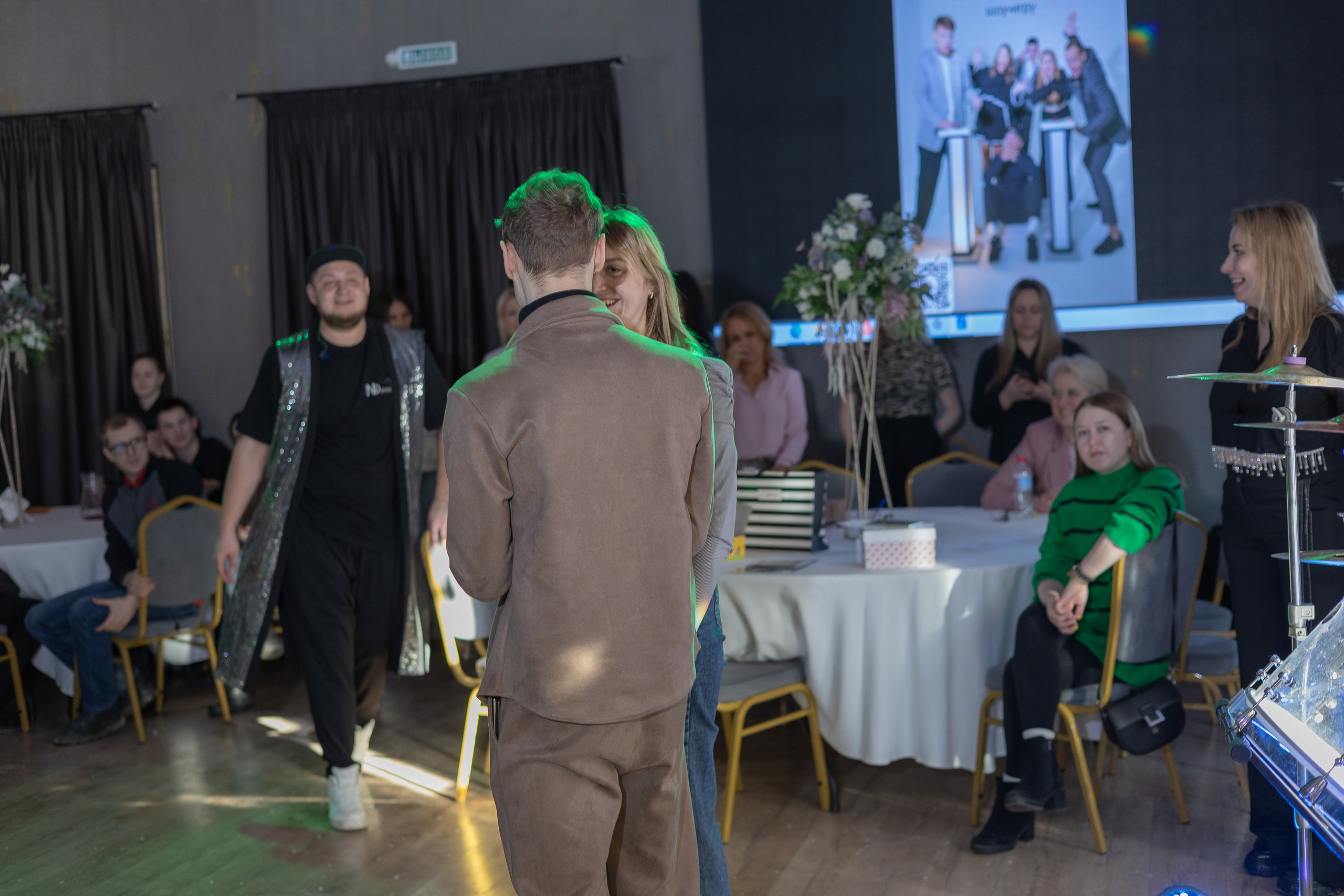 Свадебное чаепитие для молодоженов